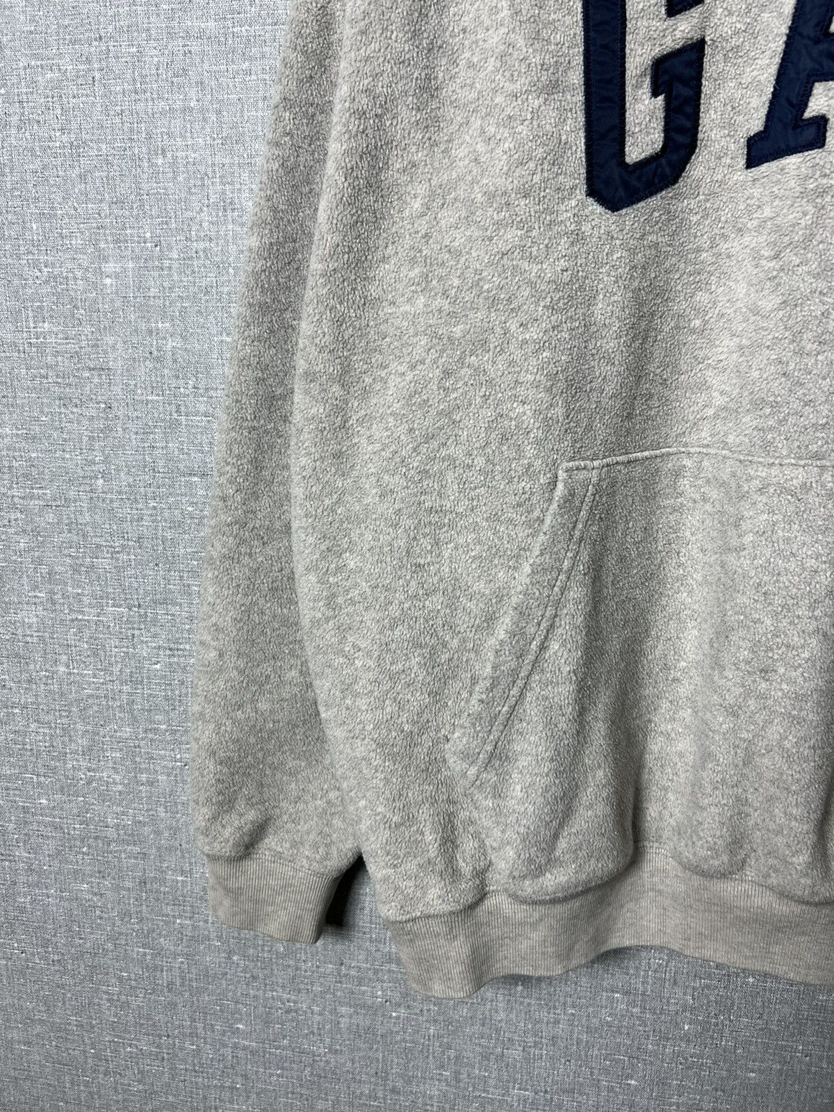 Gap Vintage Gap Pullover Fleece Grey Oversized Hoodie Size US M / EU 48-50 / 2 - 5 Thumbnail