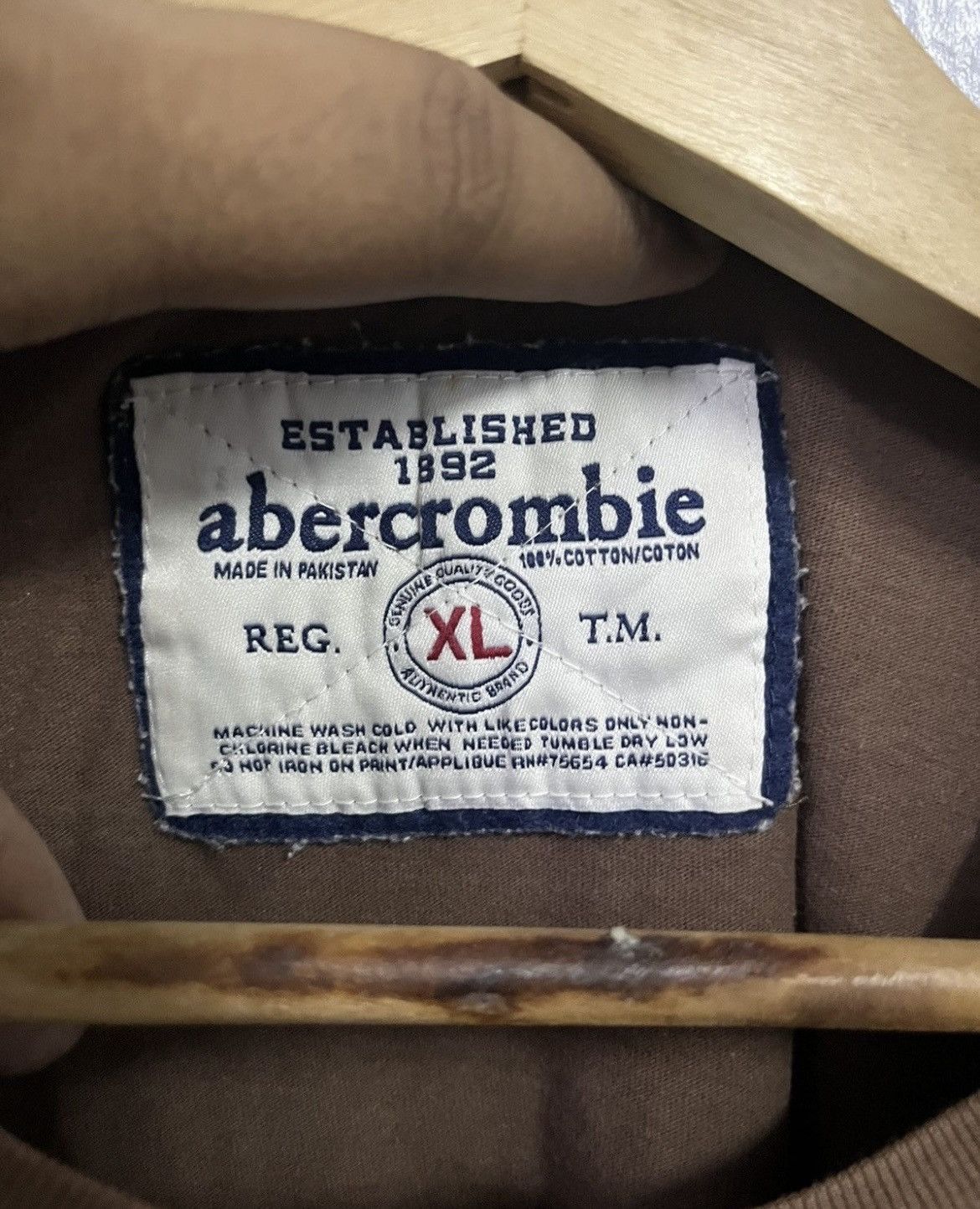 Abercrombie & Fitch 2 pcs abercrombie zipper hoodie and tee Size US L / EU 52-54 / 3 - 20 Thumbnail