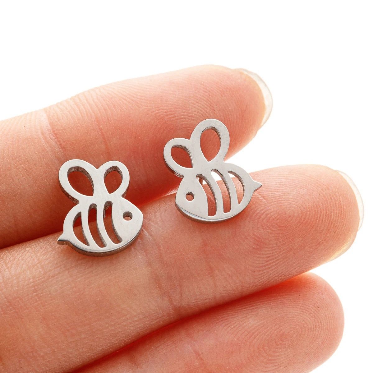 Jewelry Cute Bee Stud Earrings Charm Stainless Earring Gift Size ONE SIZE - 1 Thumbnail