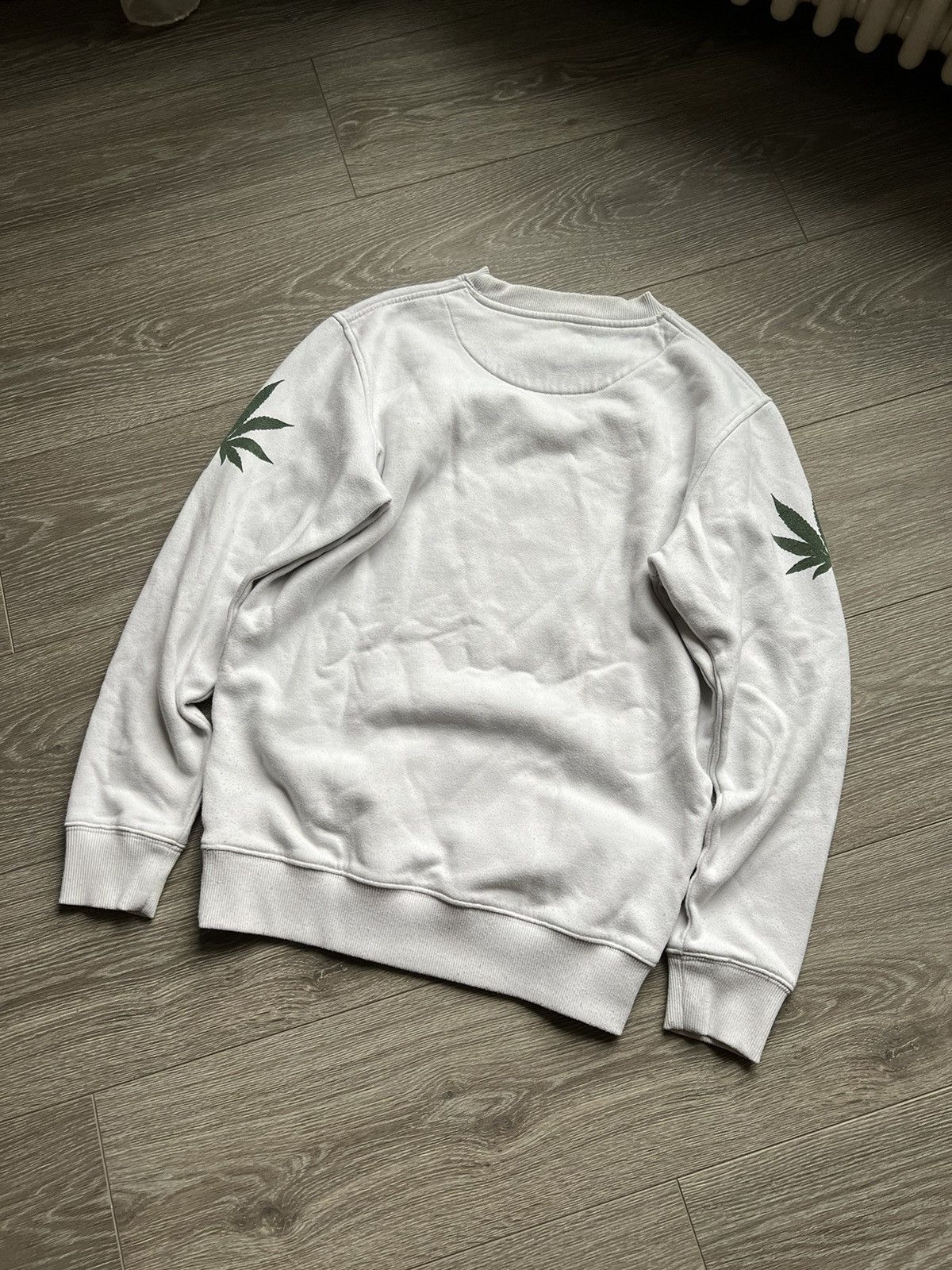Vintage Vintage 💥💥 Good Weed Bad Girl Sweatshirt Band Size US M / EU 48-50 / 2 - 10 Thumbnail