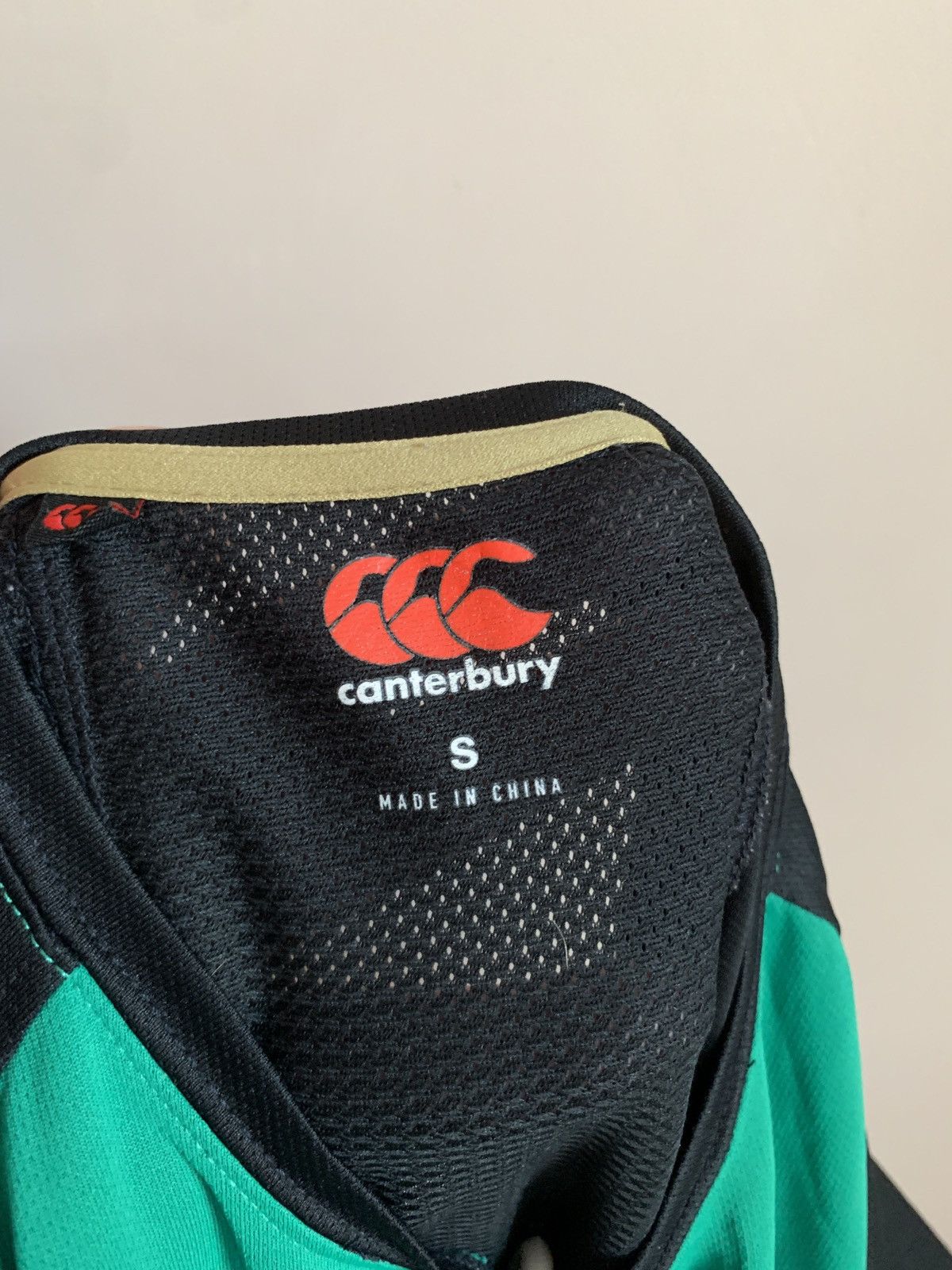 Canterbury of New Zealand Ireland Training Rugby Union Shirt Canterbury Jersey Size S Size US S / EU 44-46 / 1 - 9 Thumbnail