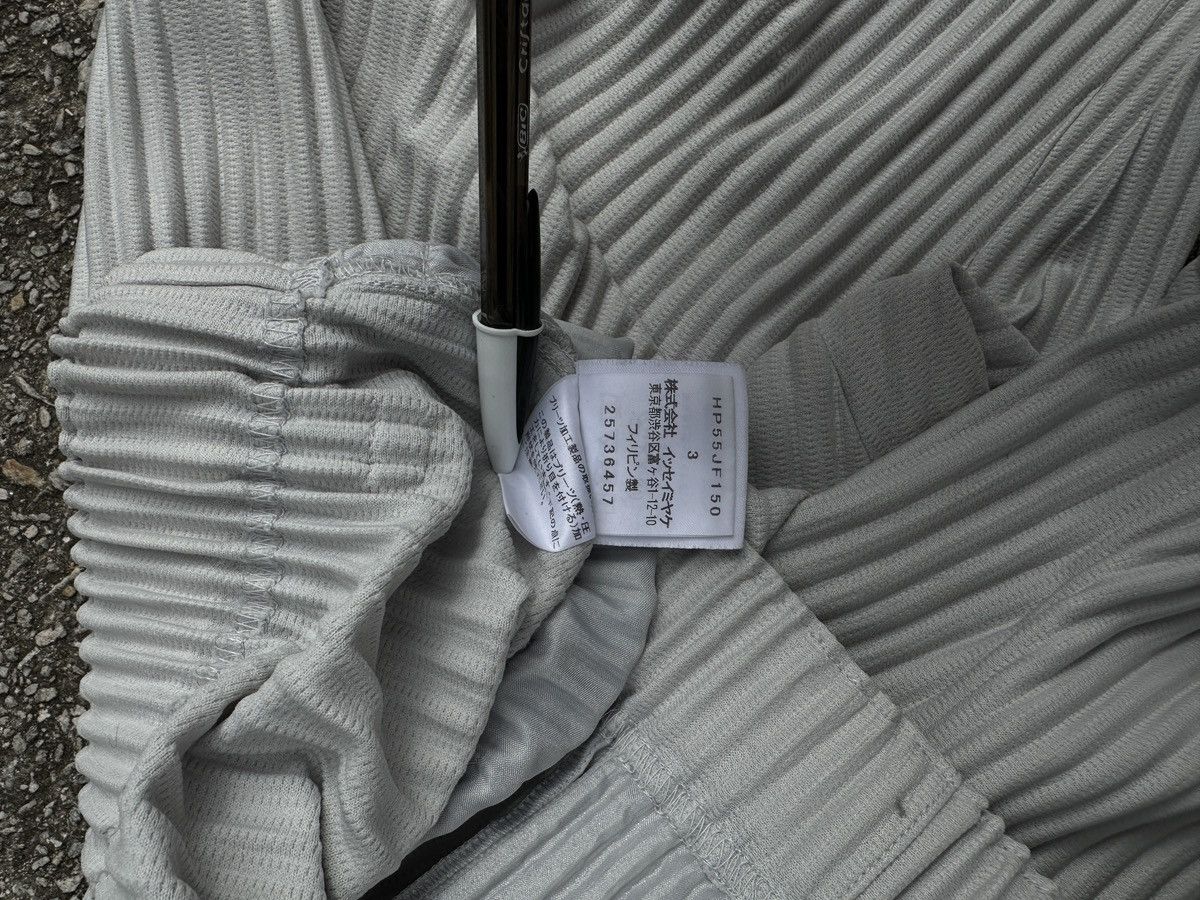 Homme Plisse Issey Miyake HOMME PLISSÉ ISSEY MIYAKE Pants Size US 32 / EU 48 - 4 Thumbnail