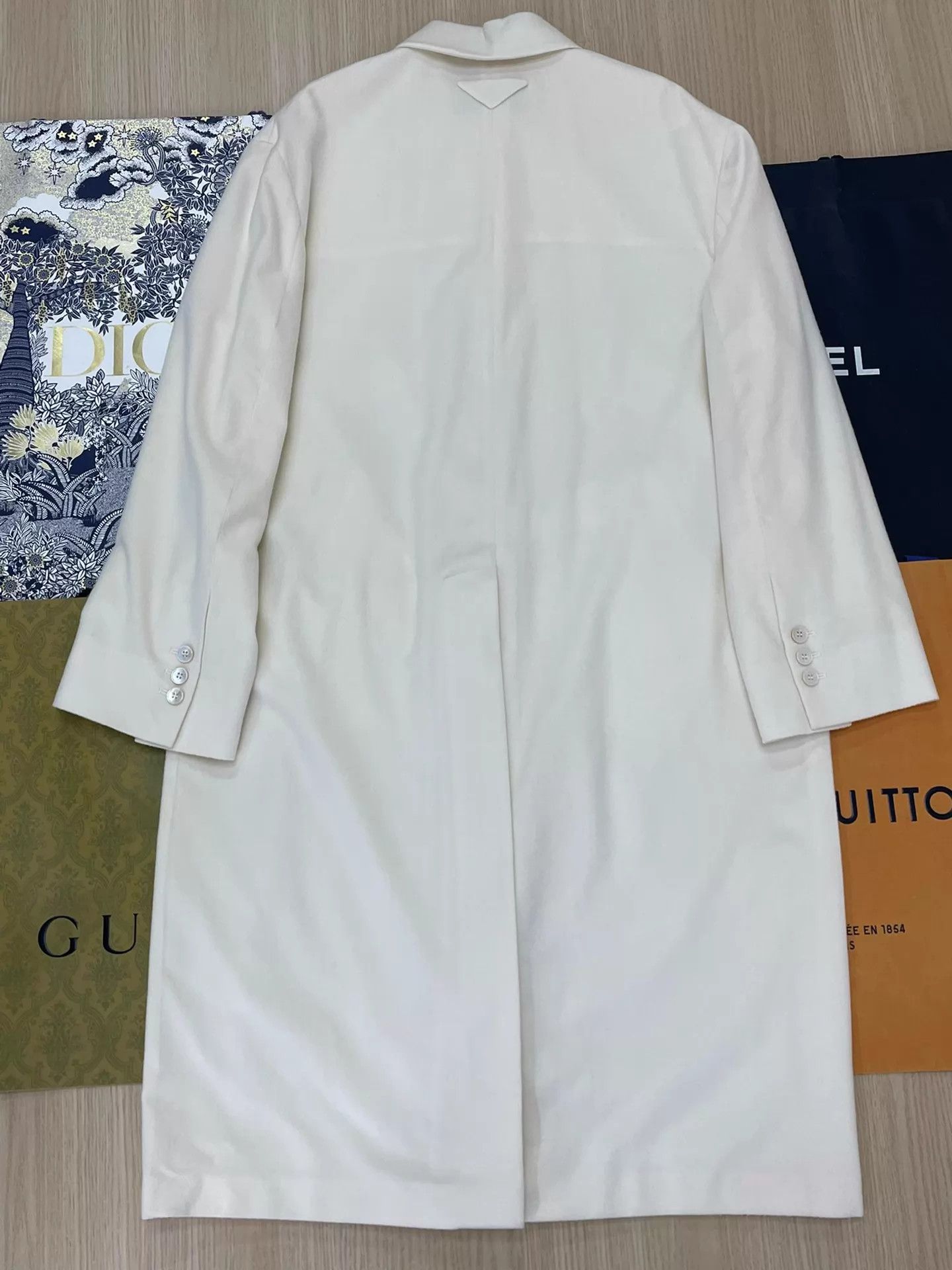 Prada Prada Women's Ivory Cashmere Overcoat 38 Size XS / US 0-2 / IT 36-38 - 3 Thumbnail