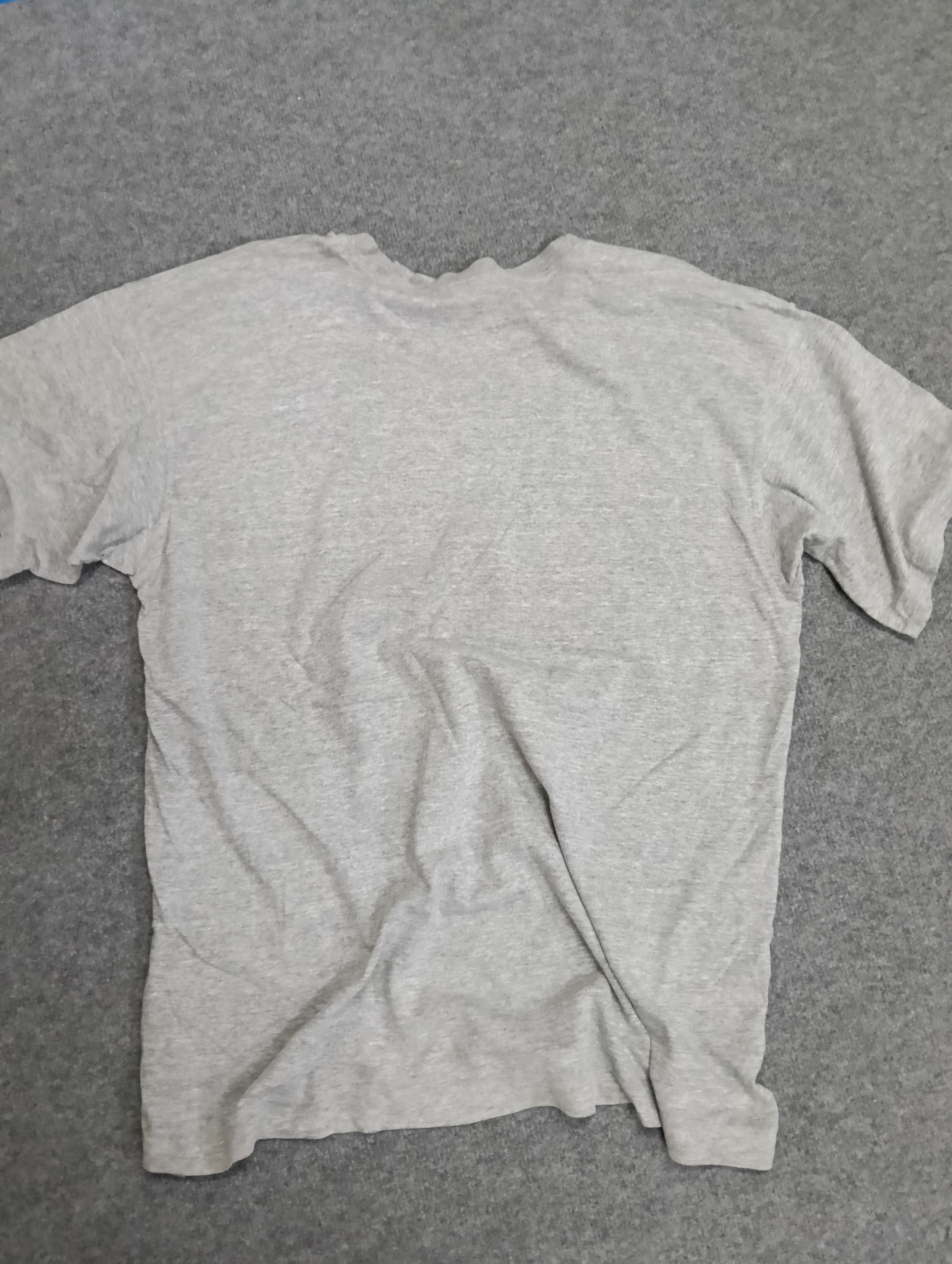 Guess Vintage Guess Tshirt made in USA copyright 1996. Size US L / EU 52-54 / 3 - 6 Thumbnail
