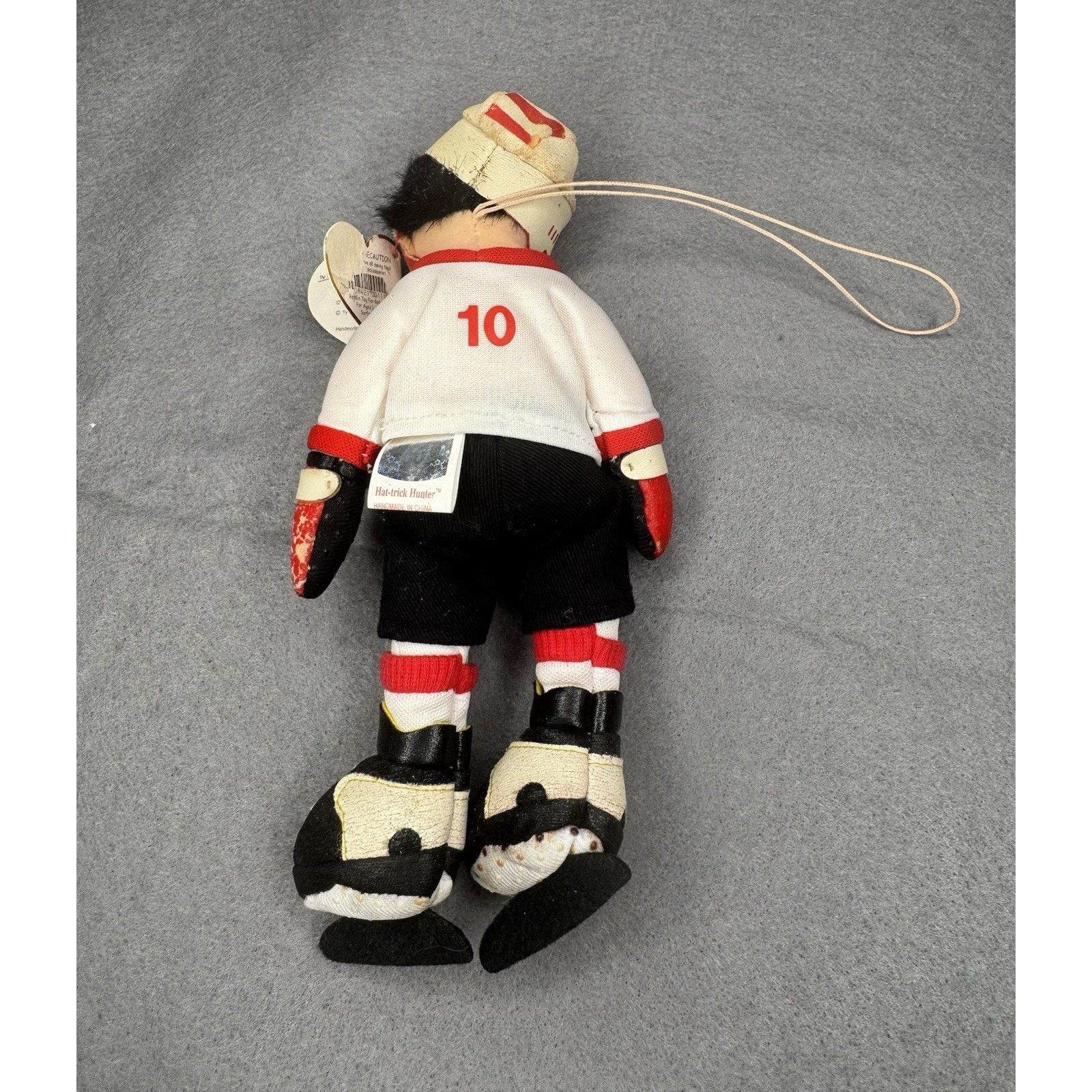 0 Ty Beanie Baby 'Hat-Trick Hunter' Plush Hockey Player Canada Size ONE SIZE - 2 Thumbnail