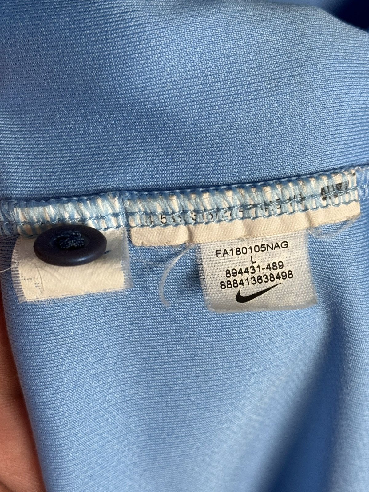 Nike Manchester City 18/19 Home Aguero Football Jersey Size US L / EU 52-54 / 3 - 13 Thumbnail