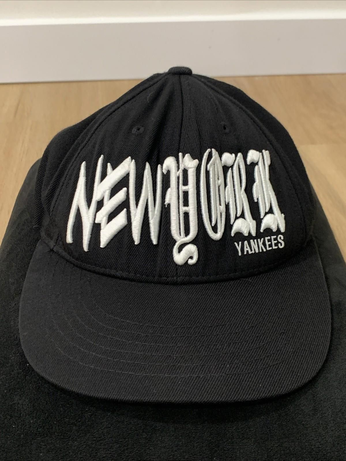 Other Vintage 1990s New York Yankees MLB Black Flex Fit Hat Size ONE SIZE - 1 Thumbnail