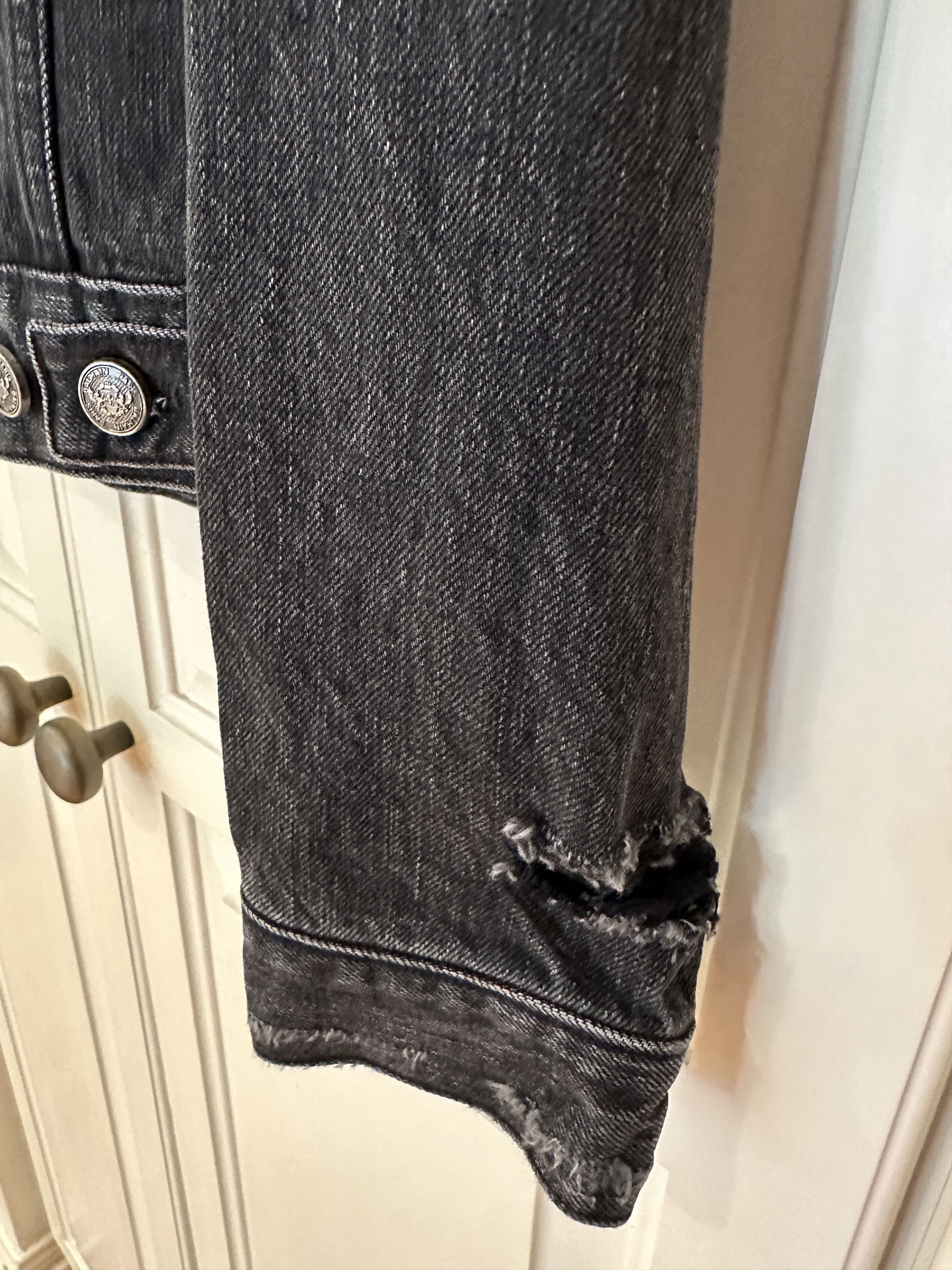 Balmain BALMAIN BLACK DISTRESSED DENIM PLEATED PLACKET JACKET Size US L / EU 52-54 / 3 - 6 Thumbnail