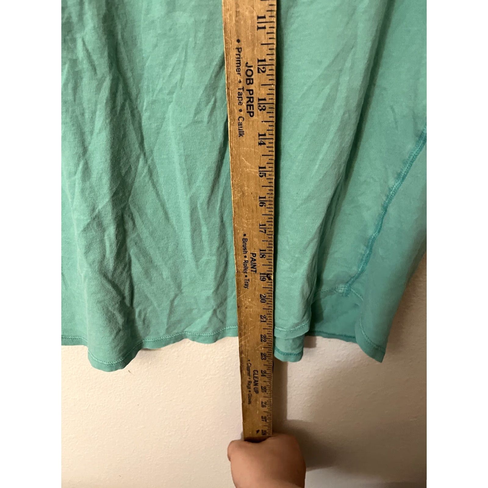 Aeropostale Aeropostale Women's Relaxed Fit Solid Green T-Shirt Size L Casual Short Sleeve Scoop Neck Size L / US 10 / IT 46 - 4 Thumbnail