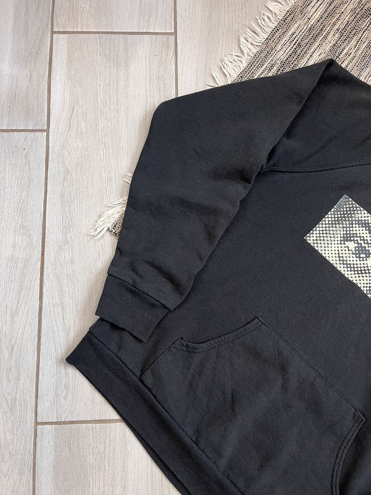 Vintage Vintage Eyes Logo Hoodie fade black distressed supreme style Size US L / EU 52-54 / 3 - 3 Thumbnail