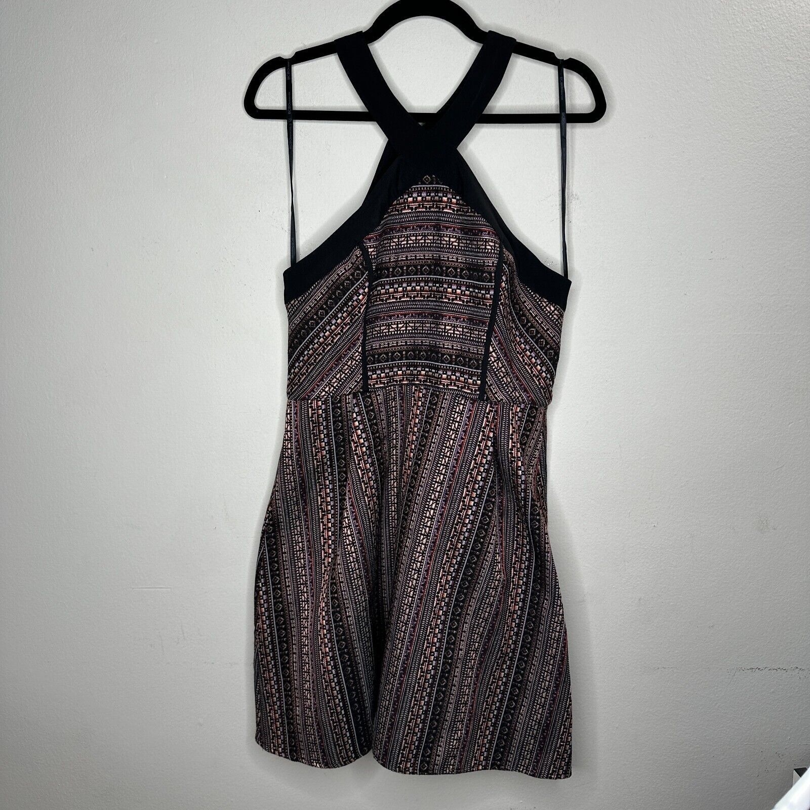 Other BCBG Generation CrissCross Fit Flare MultiColor Halter Mini Size XL / US 12-14 / IT 48-50 - 1 Thumbnail