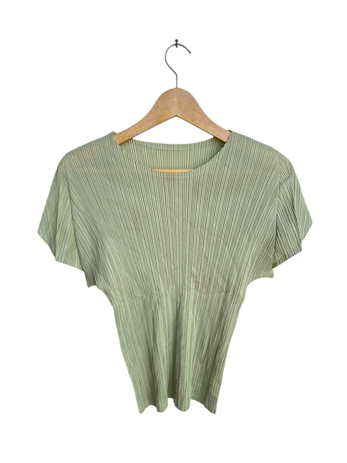 Issey Miyake Japanese Unbrand Pleats Plese Tee Issey Size US S / EU 44-46 / 1 - 1 Thumbnail