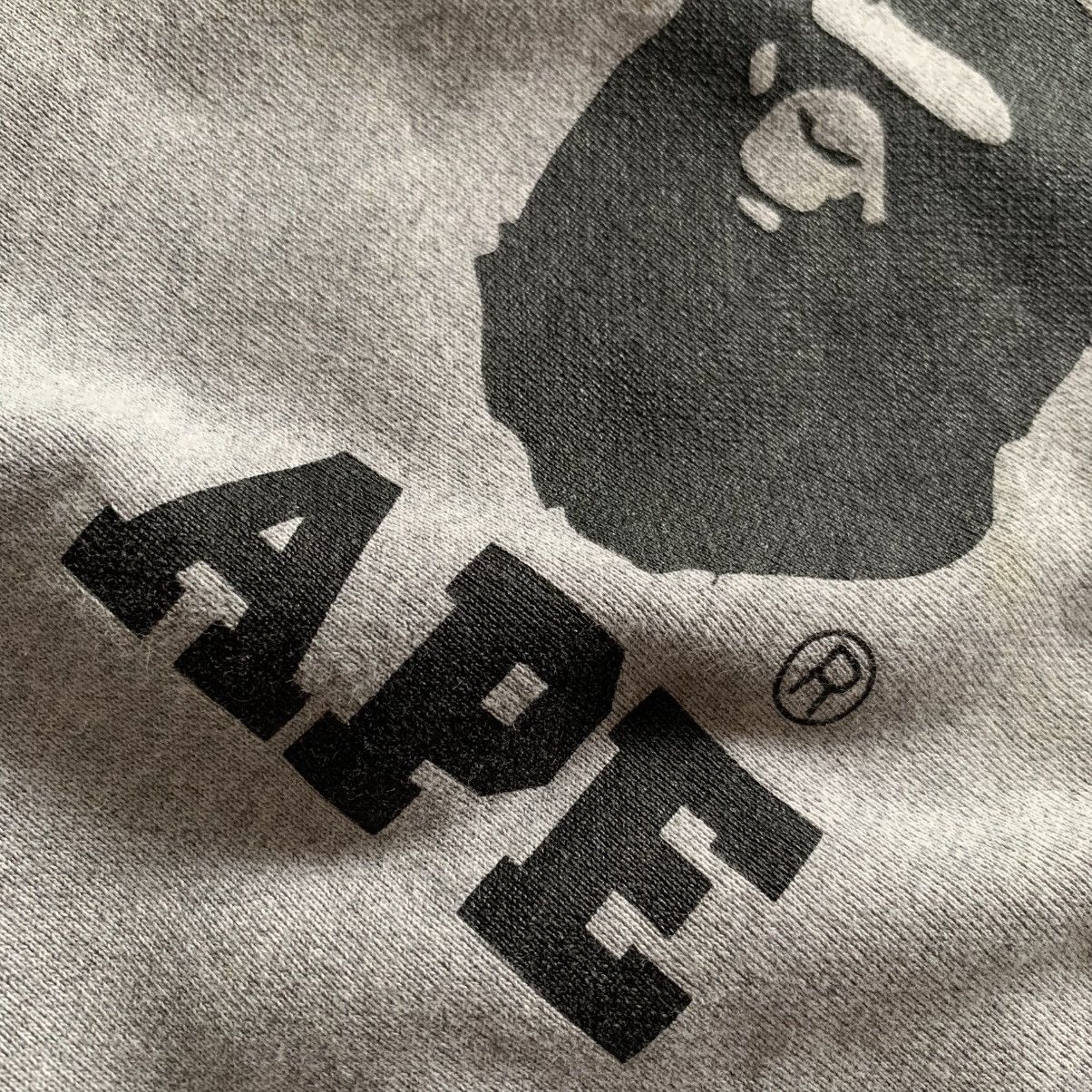 Bape Vintage BAPE A Bathing Ape Sweatshirt Size US S / EU 44-46 / 1 - 2 Thumbnail