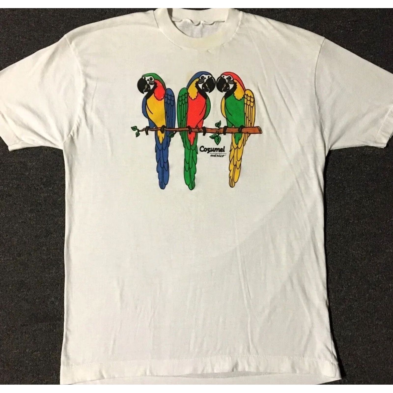 Vintage VINTAGE Parrot Mexico Shirt L White Sun Palm Trees Beach 90s 80s Grunge Surf USA Mens T-Shirt Single Stitch Size US L / EU 52-54 / 3 - 2 Thumbnail