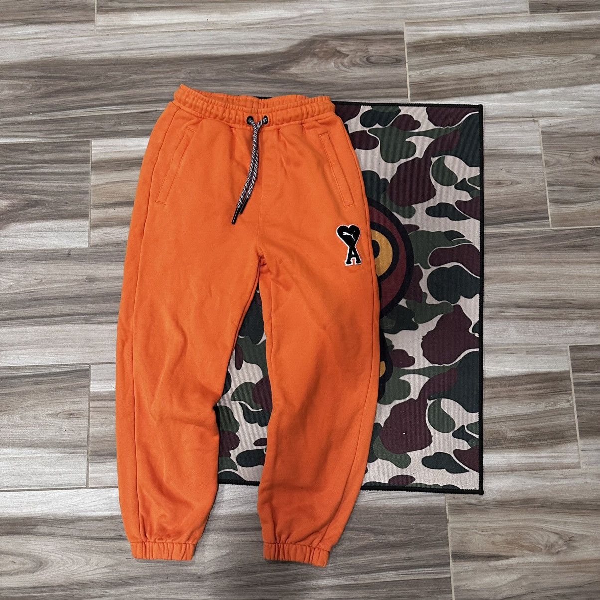 AMI × Puma Puma x AMI Orange Sweatpants Size US 32 / EU 48 - 1 Thumbnail