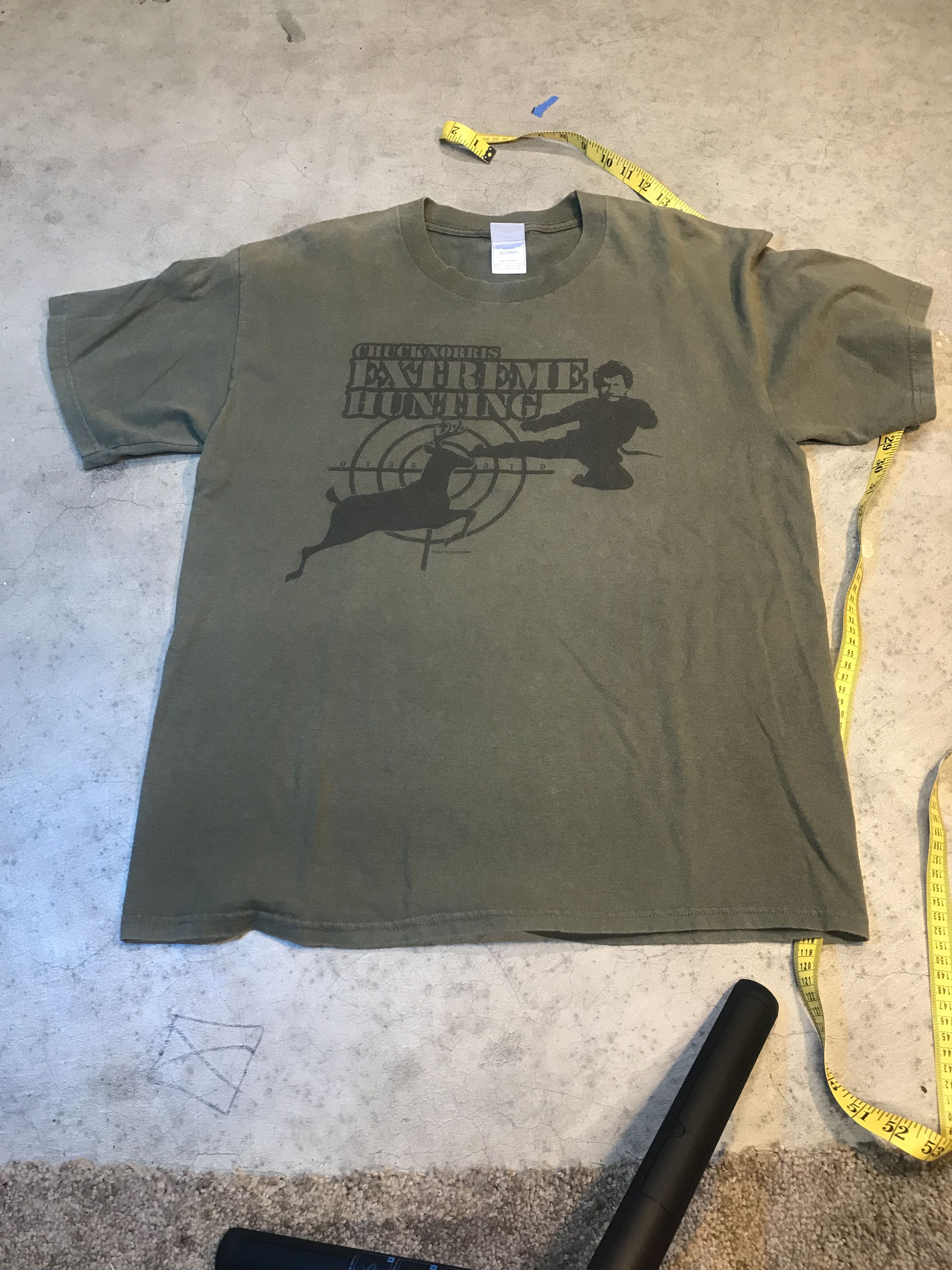 Fruit Of The Loom × Gildan Y2k Chuck Norris Extreme Hunting T Shirt Size US L / EU 52-54 / 3 - 2 Thumbnail