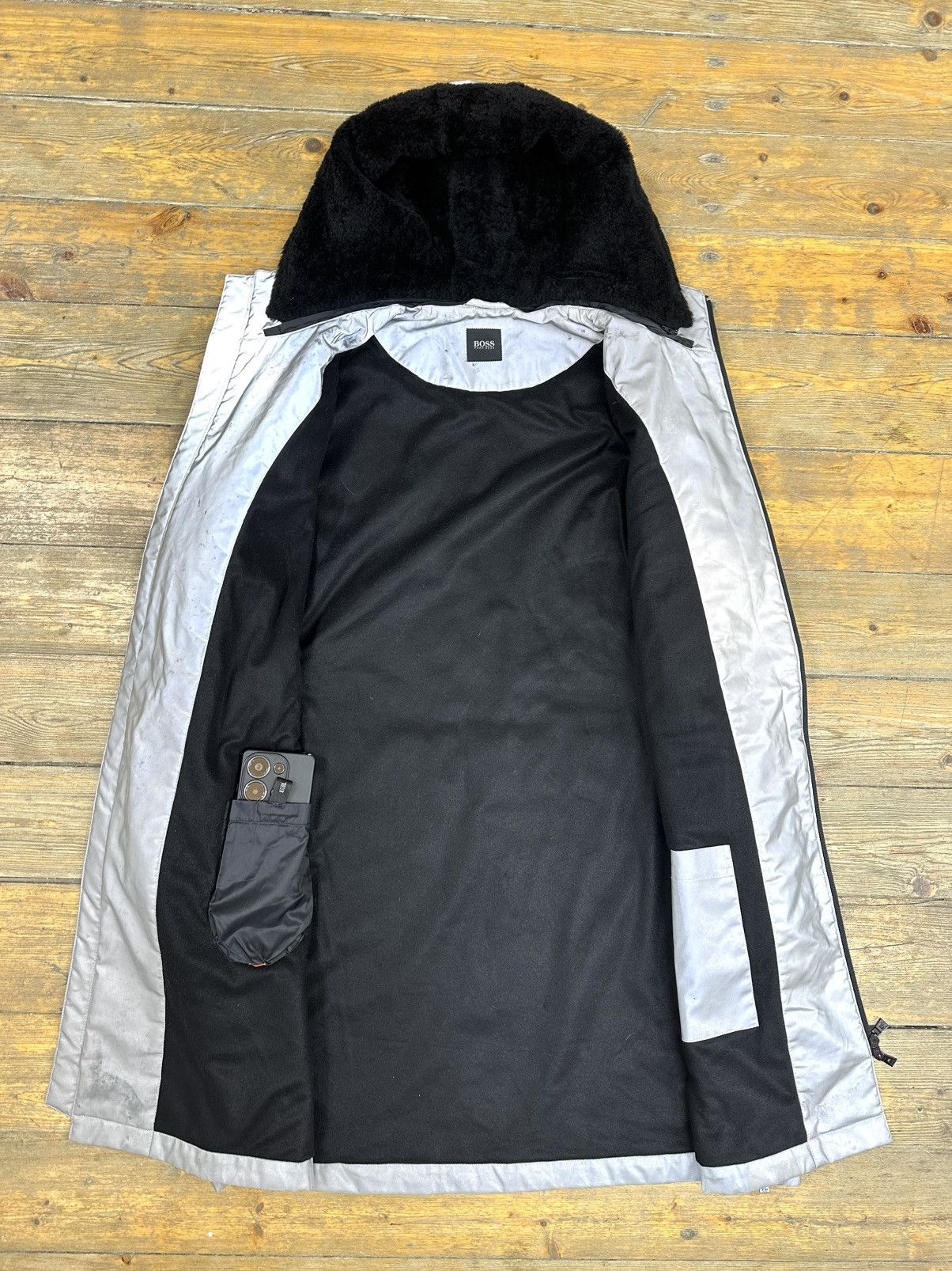 Hugo Boss Hugo Boss Reflective Parkas Jacket 3M Vintage Size US XL / EU 56 / 4 - 5 Thumbnail