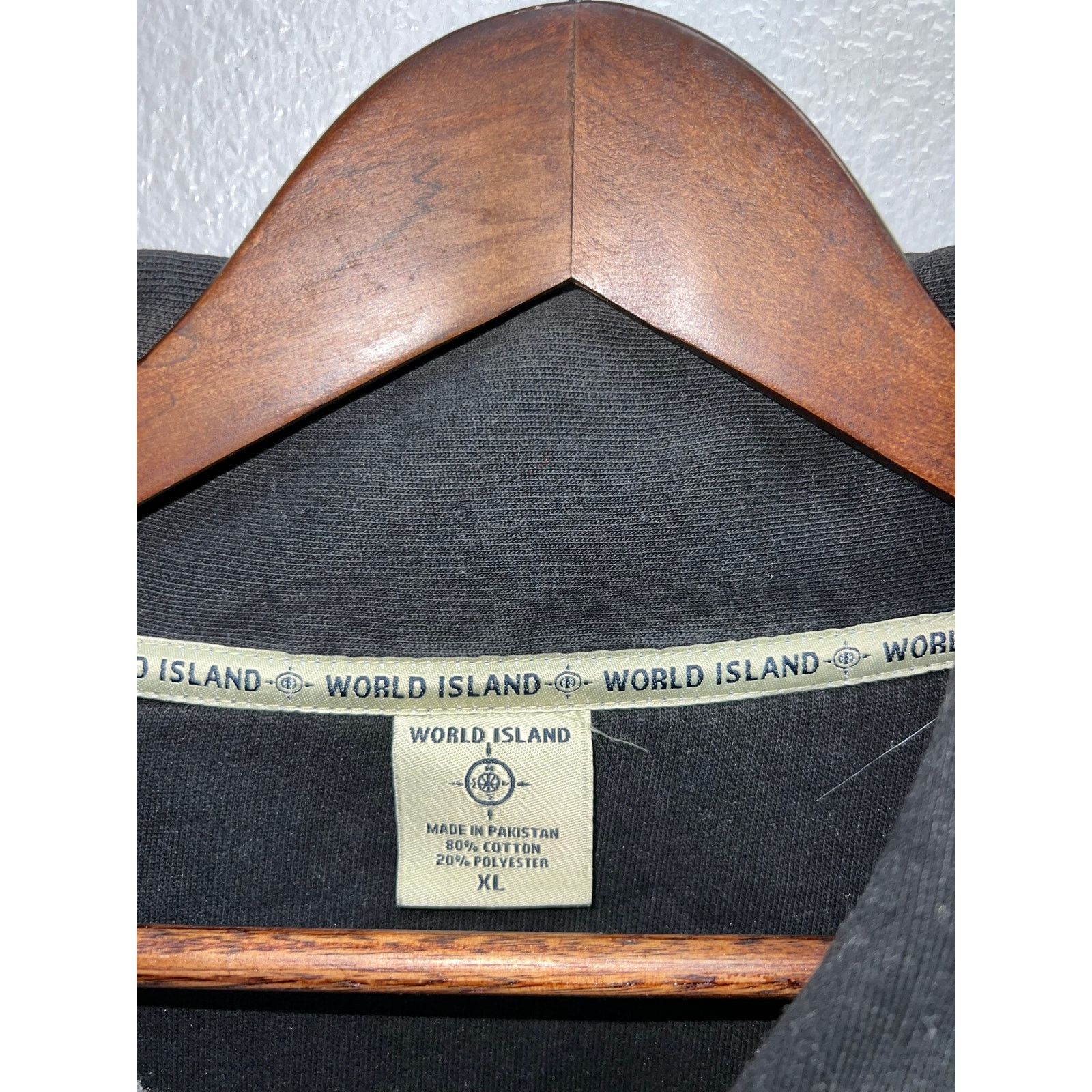 Vintage Vintage World Island 1/4 Button Down Sweatshirt Jacket VTG Size US XL / EU 56 / 4 - 6 Thumbnail