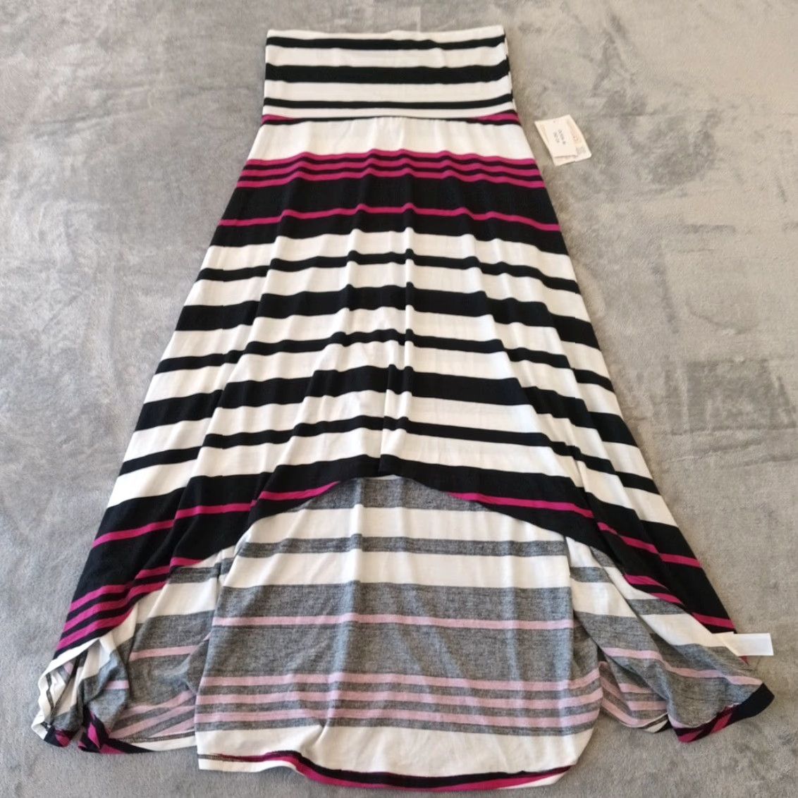 Vintage **LuLaRoe Olivia Medium Black Pink Stripe Asymmetric Long Skirt** User: LuLaRoe Olivia Medium Black Pink Stripe Asymmetric Long Skirt Size 32" / US 10 / IT 46 - 2 Thumbnail