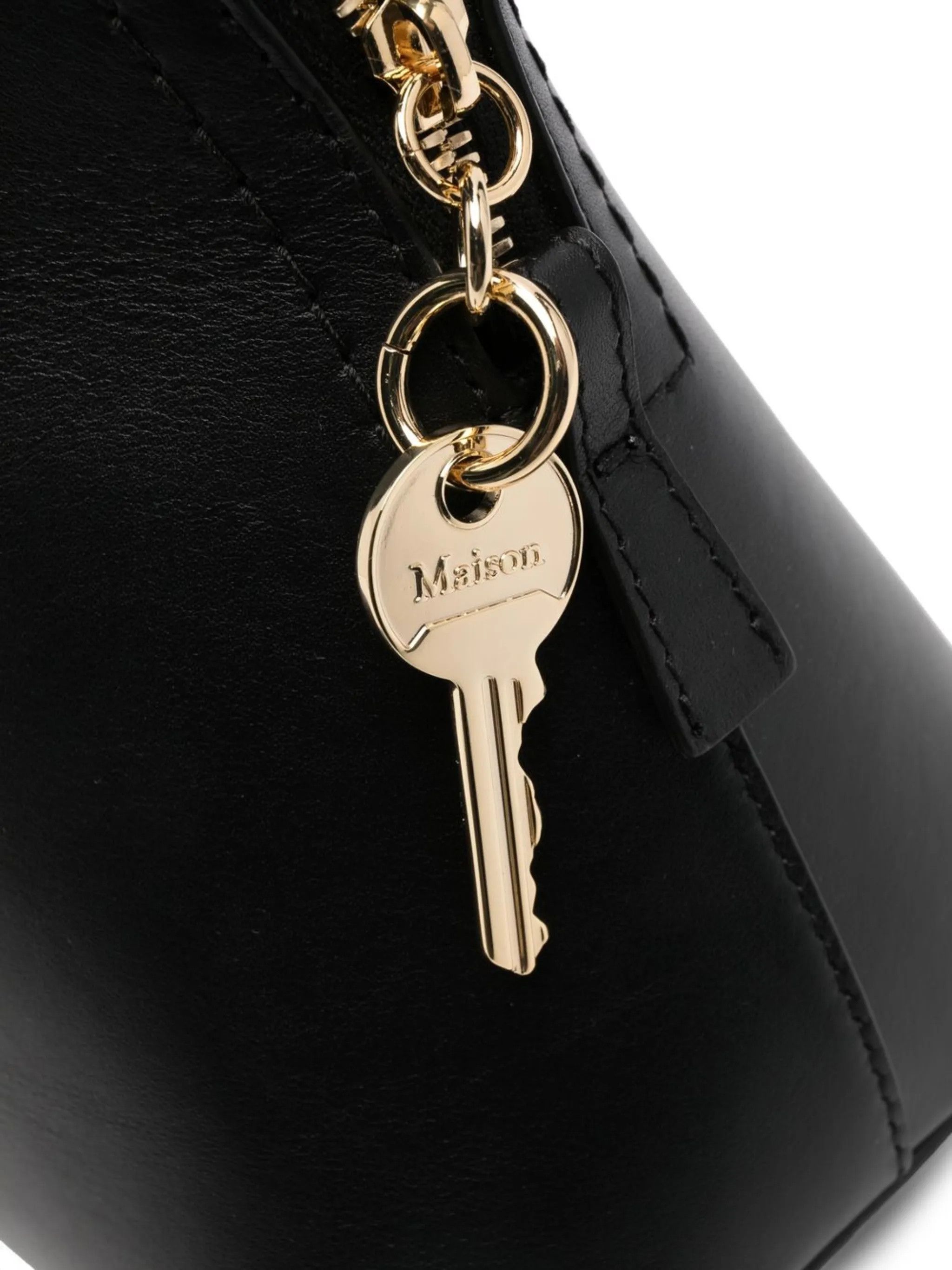 Maison Margiela oc11z0325 Size: OS / Mini Top-Handle Bag in Black Size ONE SIZE - 6 Thumbnail