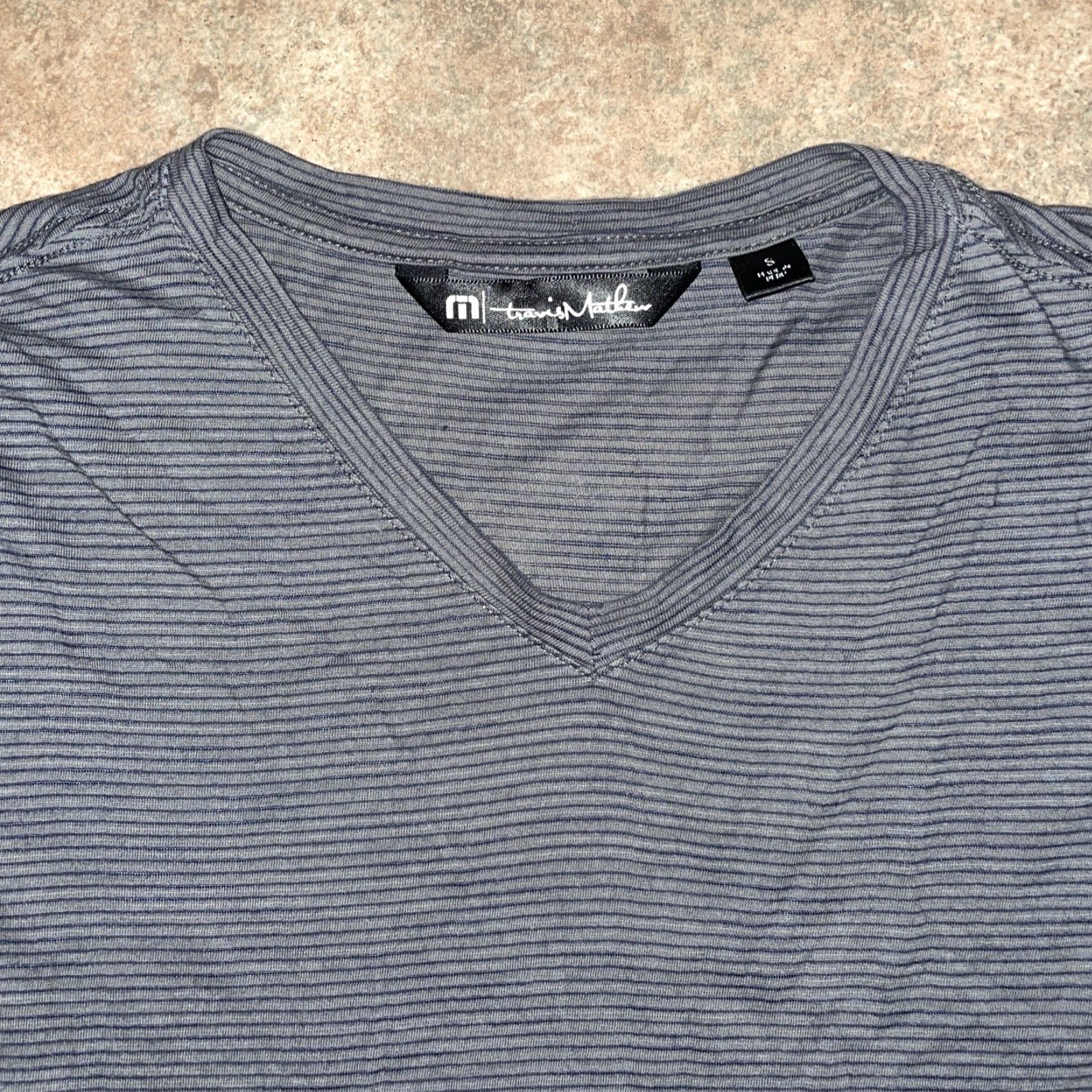 TravisMathew Travis Mathew Striped V-Neck Polo Mens S Gray V-Neck Polo Shirt Size US S / EU 44-46 / 1 - 2 Thumbnail