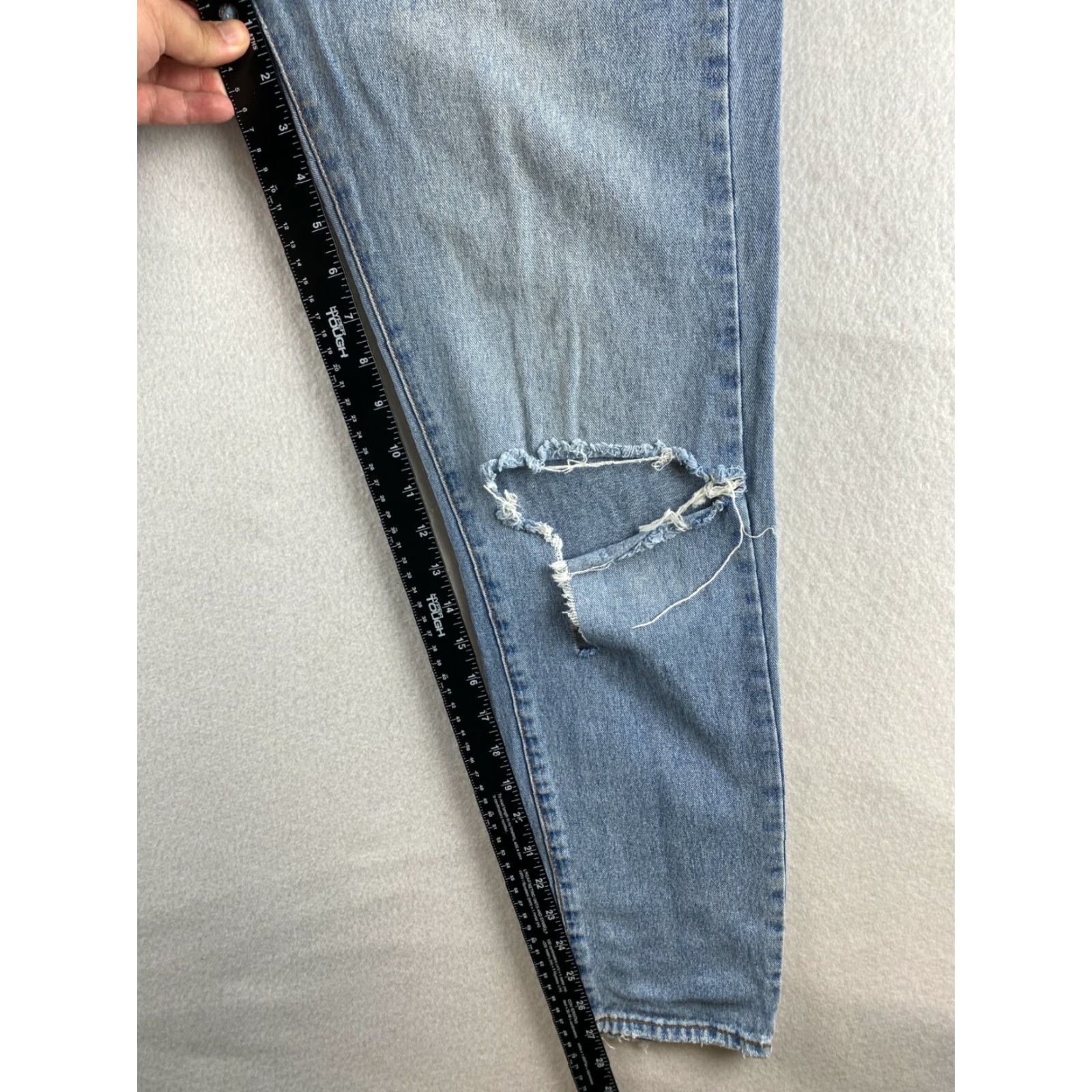 Billabong Billabong Jeans Womens 27 Blue Straight Distressed Ripped Denim Modern 27 in Blue Regular Size Womens Jeans Size 27" / US 4 / IT 40 - 5 Thumbnail