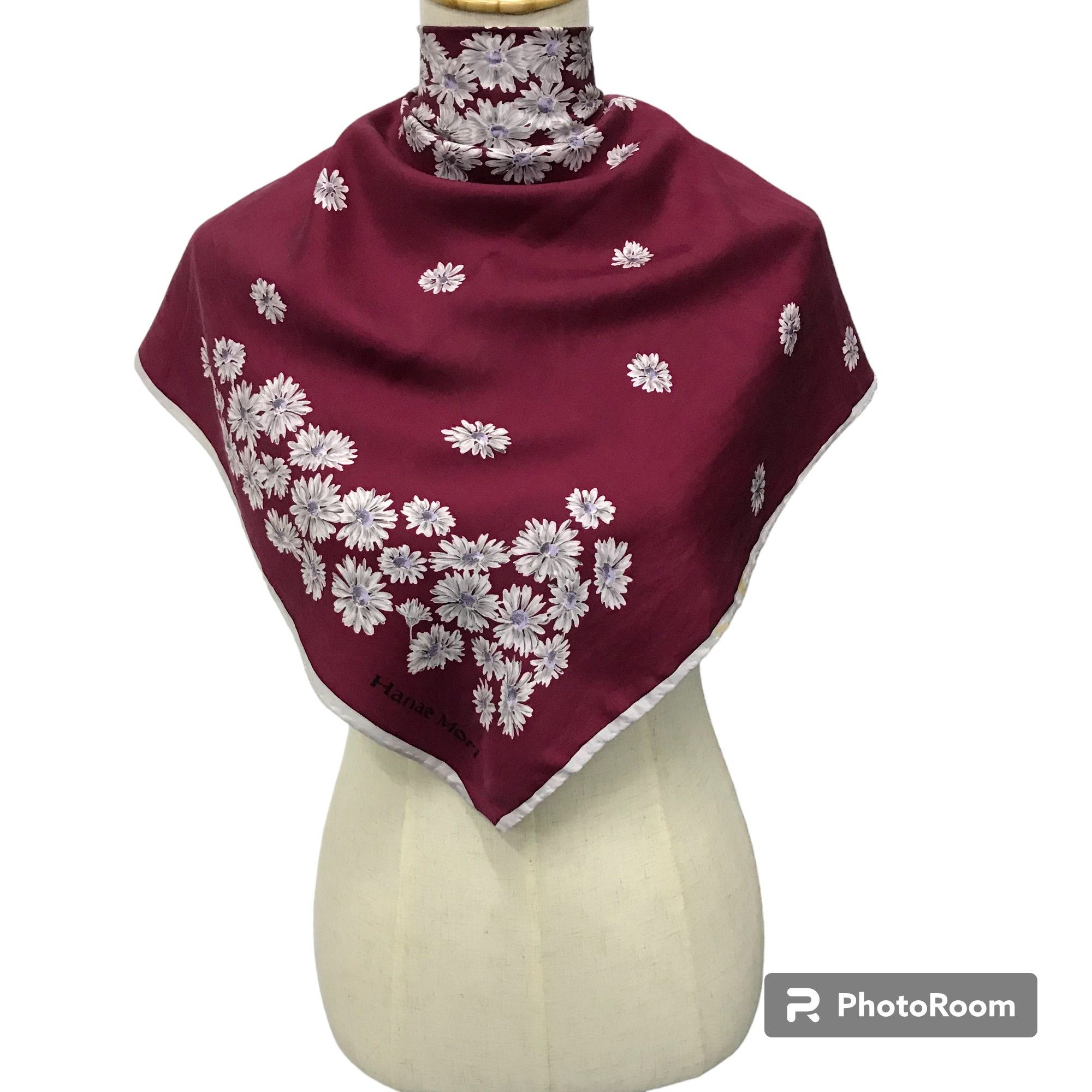 Hanae Mori Hanae Mori Floral Silk Scarf M32 Size ONE SIZE - 1 Thumbnail
