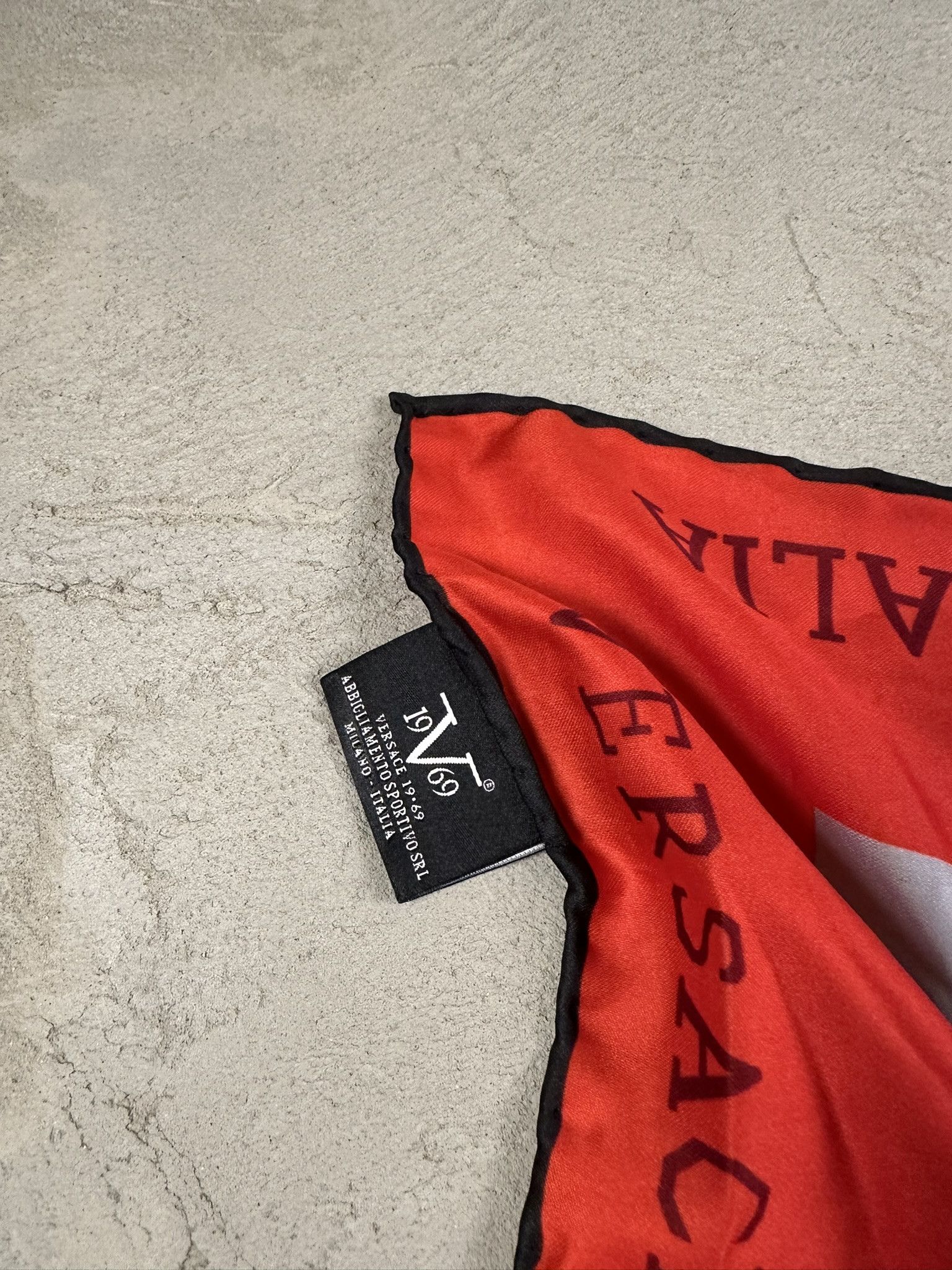 Designer × Versace Versace 19V69 Luxury Bags Scarf Size ONE SIZE - 6 Thumbnail