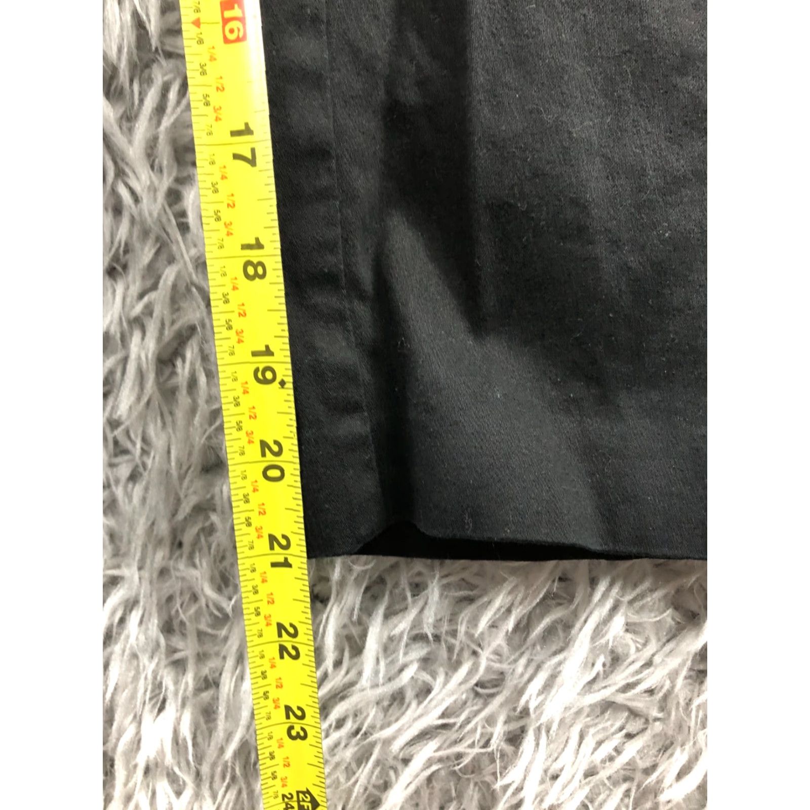 Vintage Counterparts Capri Pants Size 12 Womens Mid Rise Black Capri Pants Women's Size 12 Black Capris Mid Rise/Elastic Waist/Pockets/Stretch Size 34" / US 12 / IT 48 - 3 Thumbnail