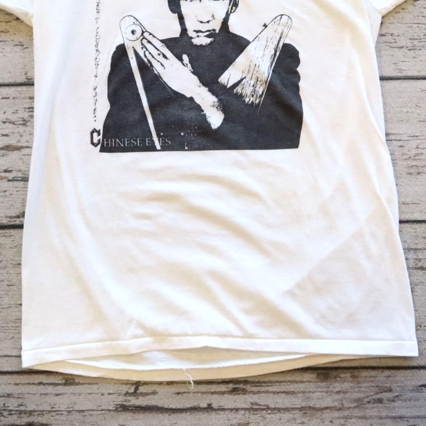 Vintage VINTAGE Pete Townshend Chinese Eyes Tshirt L White Mens Shirt Size US L / EU 52-54 / 3 - 3 Thumbnail