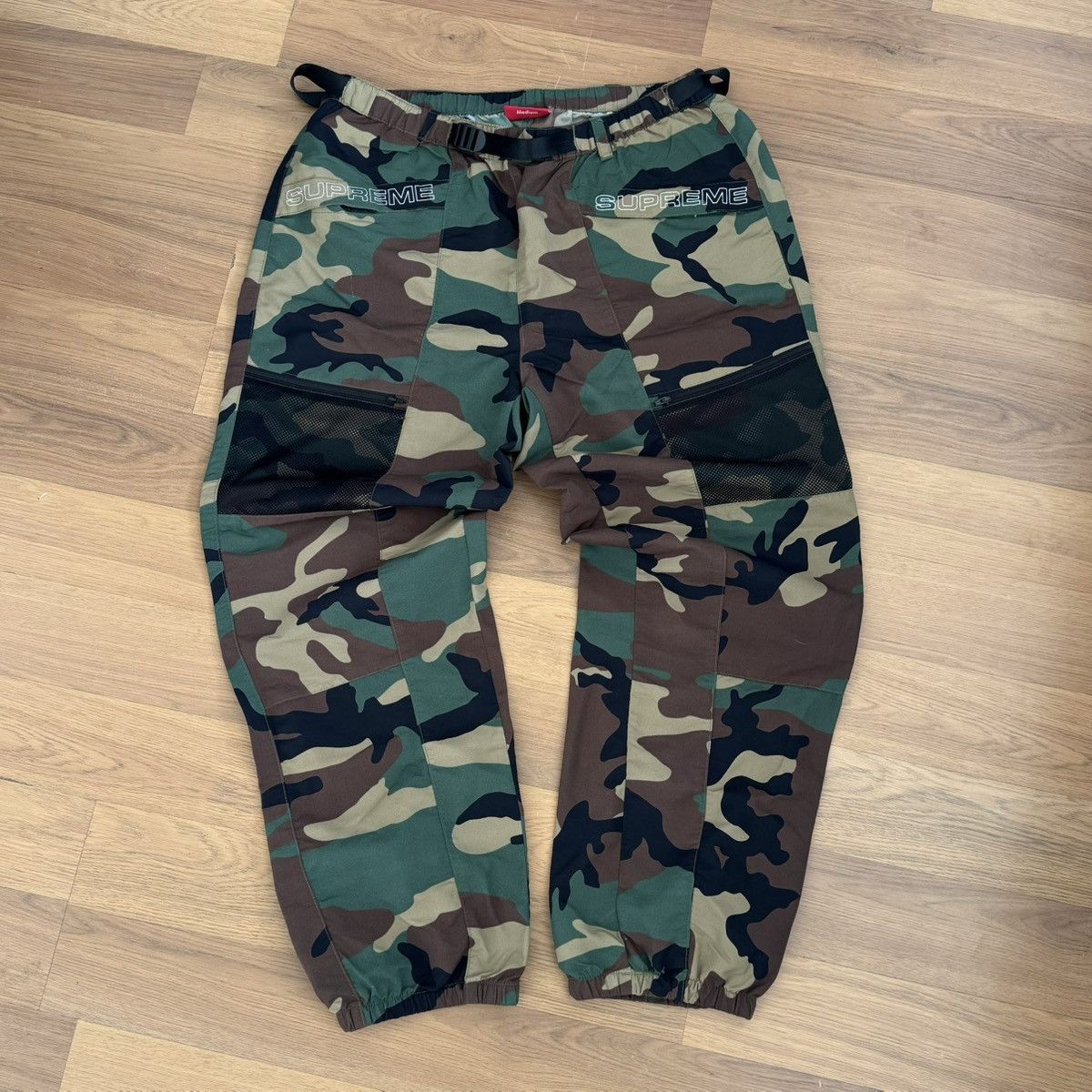 Supreme camo cargo pants deals