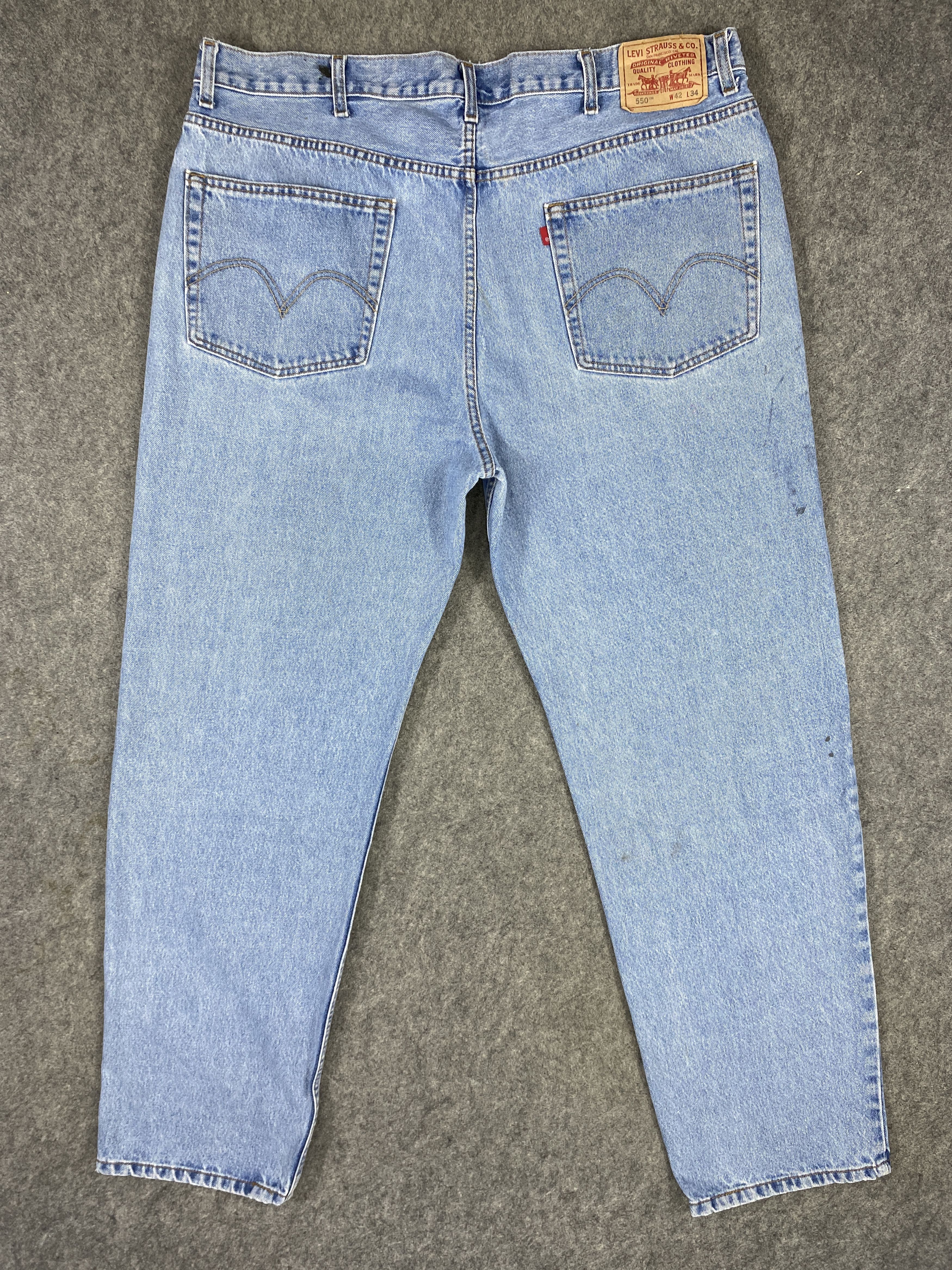 Levi's Blue Vintage Levi's 550 Jeans 42x34.5 Denim -JN2077 Size US 42 / EU 58 - 2 Thumbnail