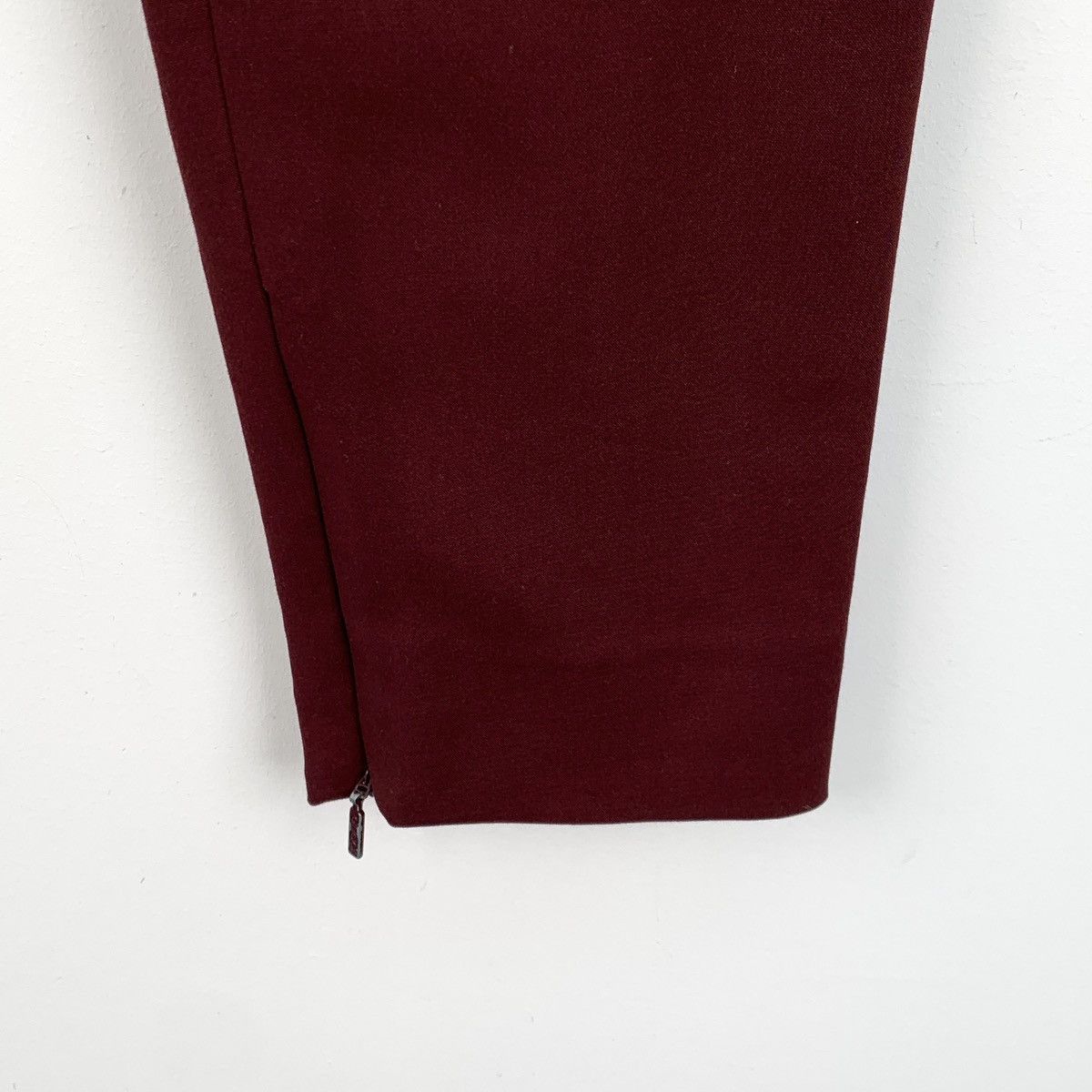 Gucci Gucci Deep Red Cotton Casual Pants K26WX Size 26" / US 2 / IT 38 - 4 Thumbnail