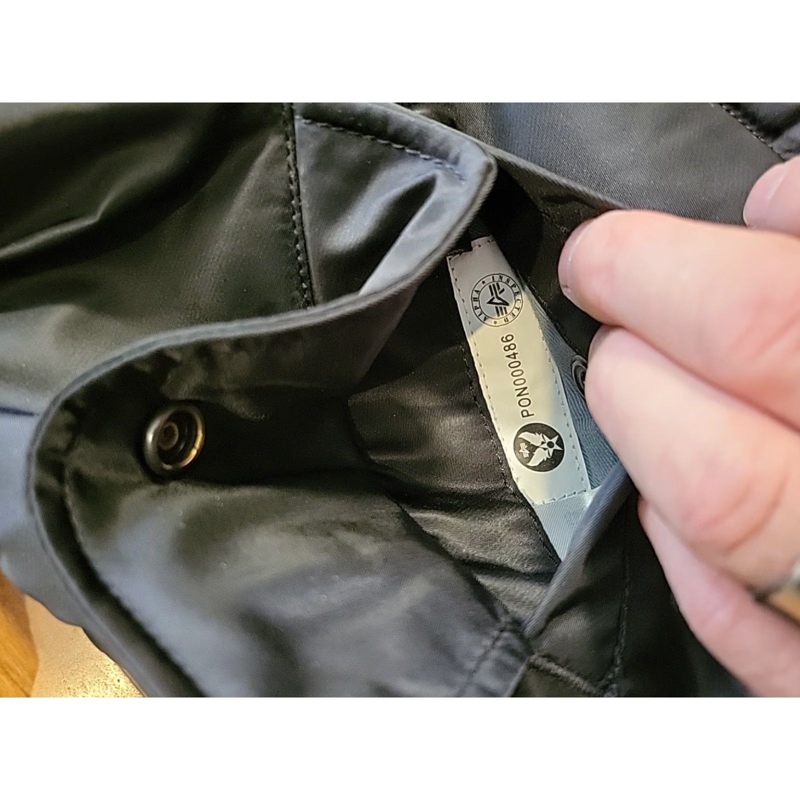 Vintage VINTAGE Alpha MA-1 Bomber Jacket Mens Small Black Nylon Zip Up Reversible 90s Army USA Style United States 40 in Chest Size US S / EU 44-46 / 1 - 7 Thumbnail