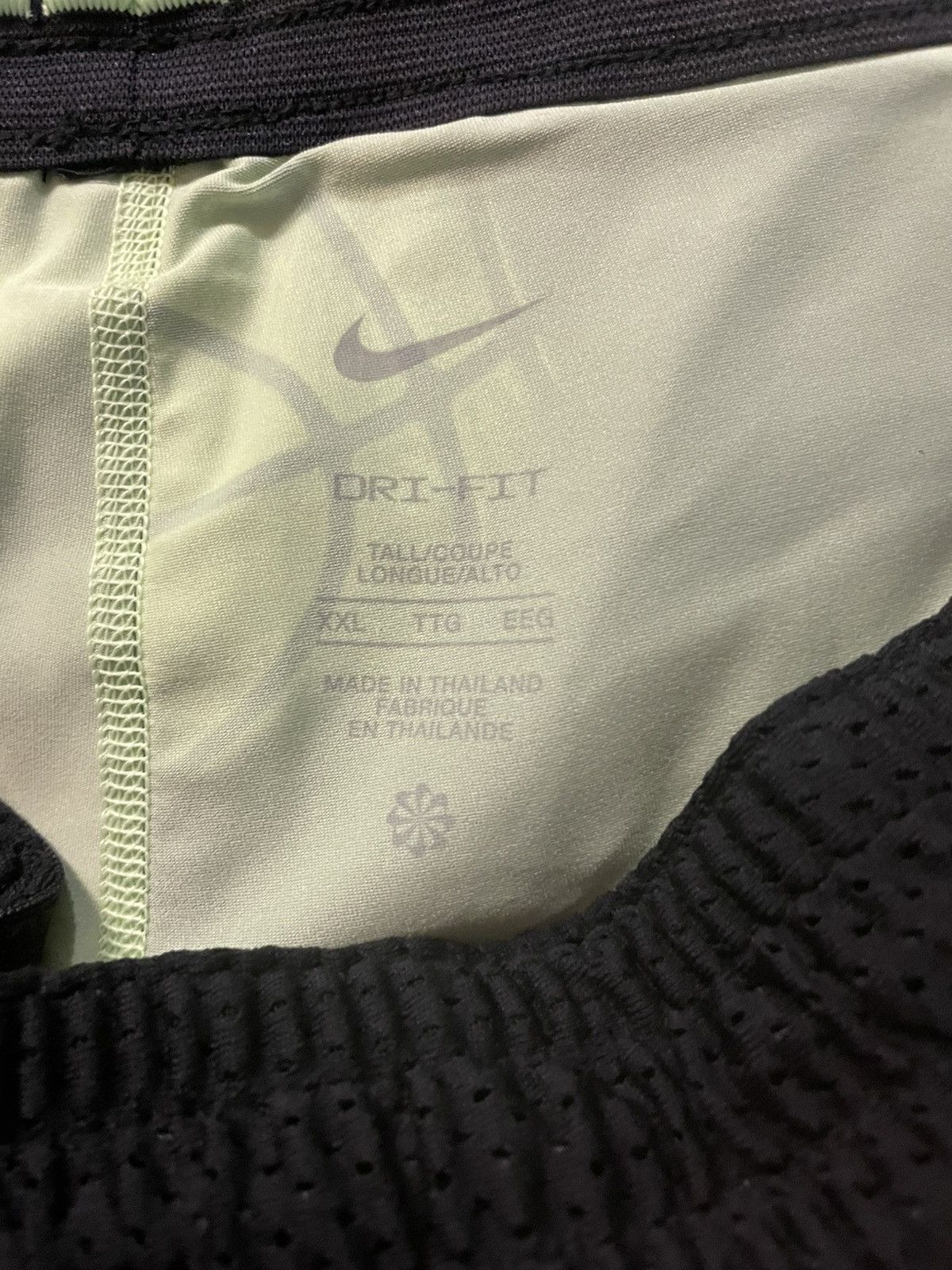 Nike Nike running shorts XXL Size US 38 / EU 54 - 5 Thumbnail