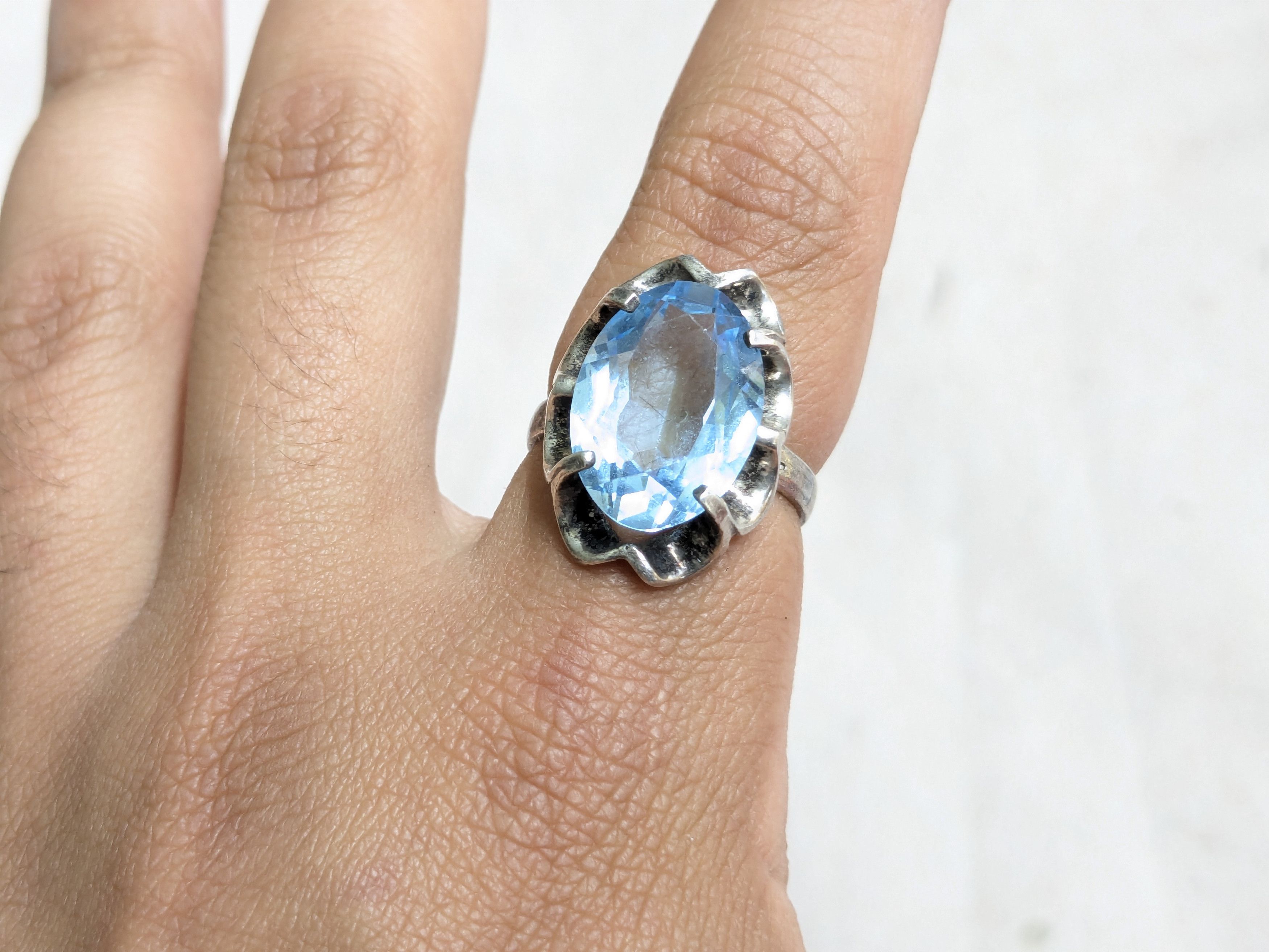 Jewelry Vintage Sterling Silver Ring Blue Glass 9.5 Oval Cocktail Size ONE SIZE - 12 Thumbnail