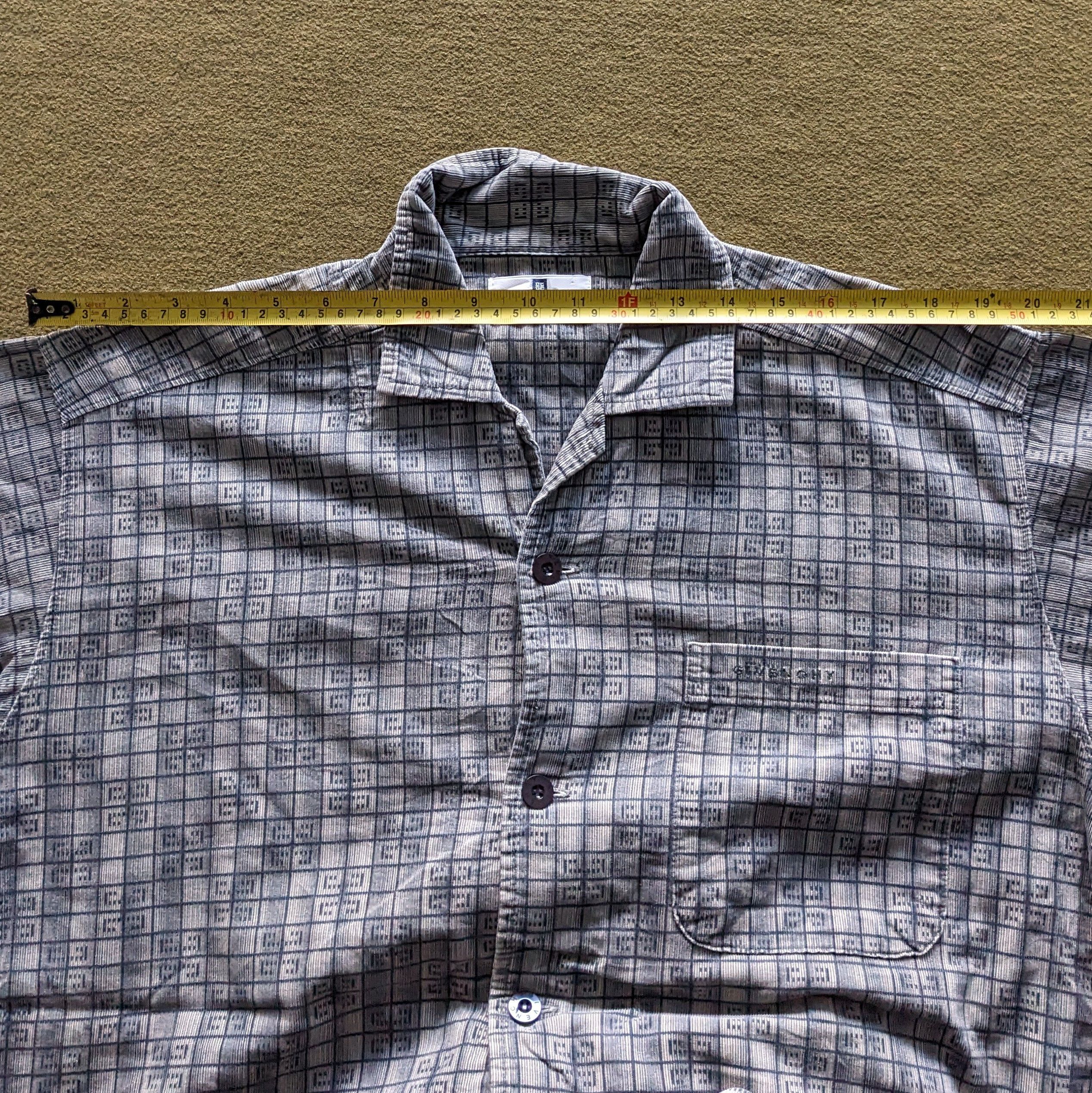 Givenchy Vintage GIVENCHY One Set Italian Brand Shirts Size US L / EU 52-54 / 3 - 5 Thumbnail