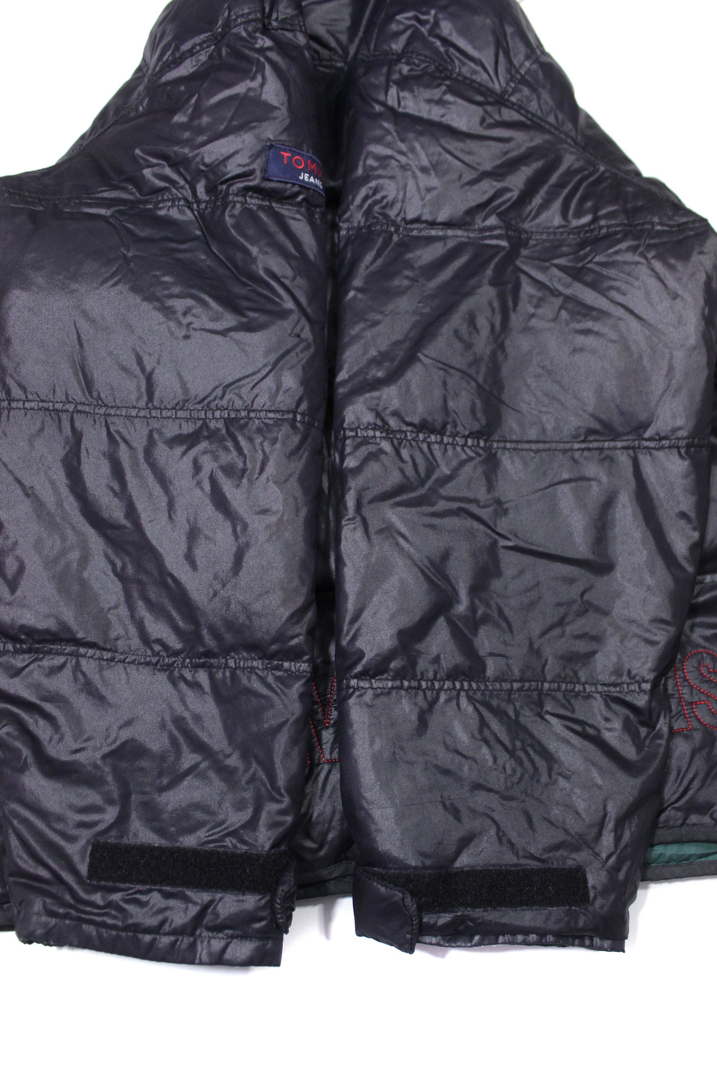 Tommy Hilfiger 90S Big Logo Down Jacket Size US XL / EU 56 / 4 - 8 Thumbnail