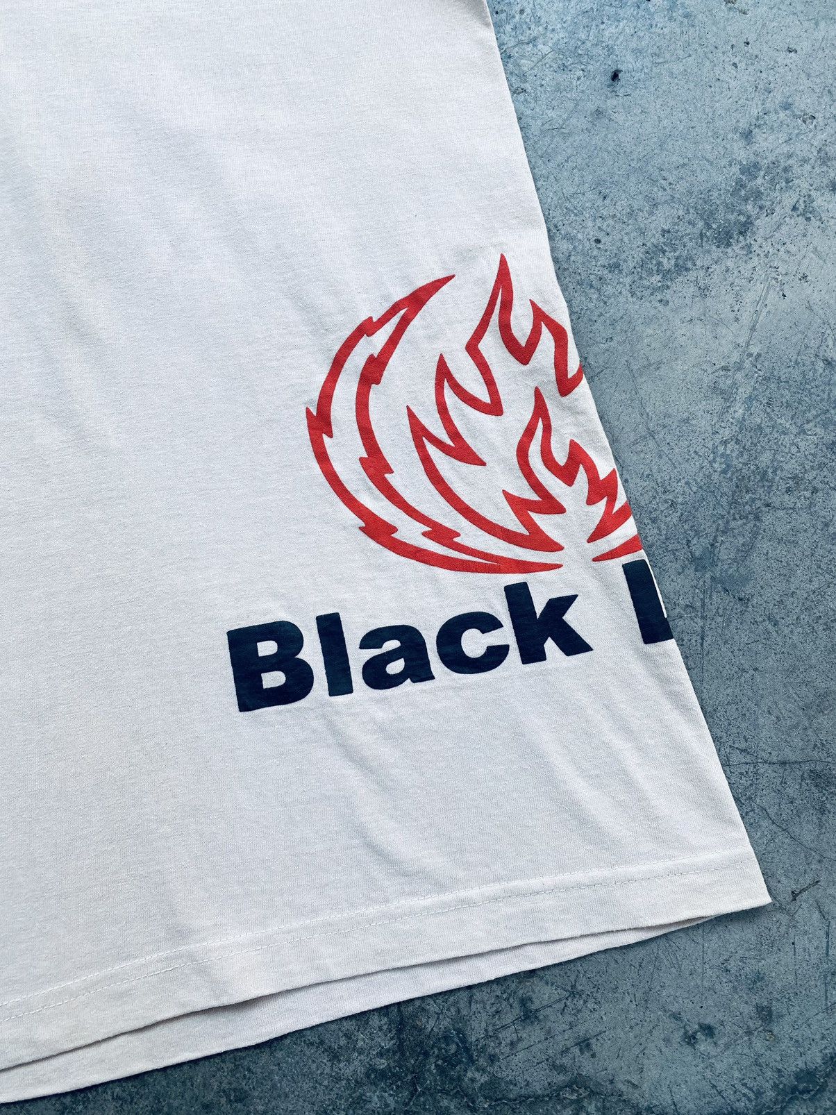 Vintage Vintage Black Labels Skateboards Rare Tees Size US L / EU 52-54 / 3 - 6 Thumbnail