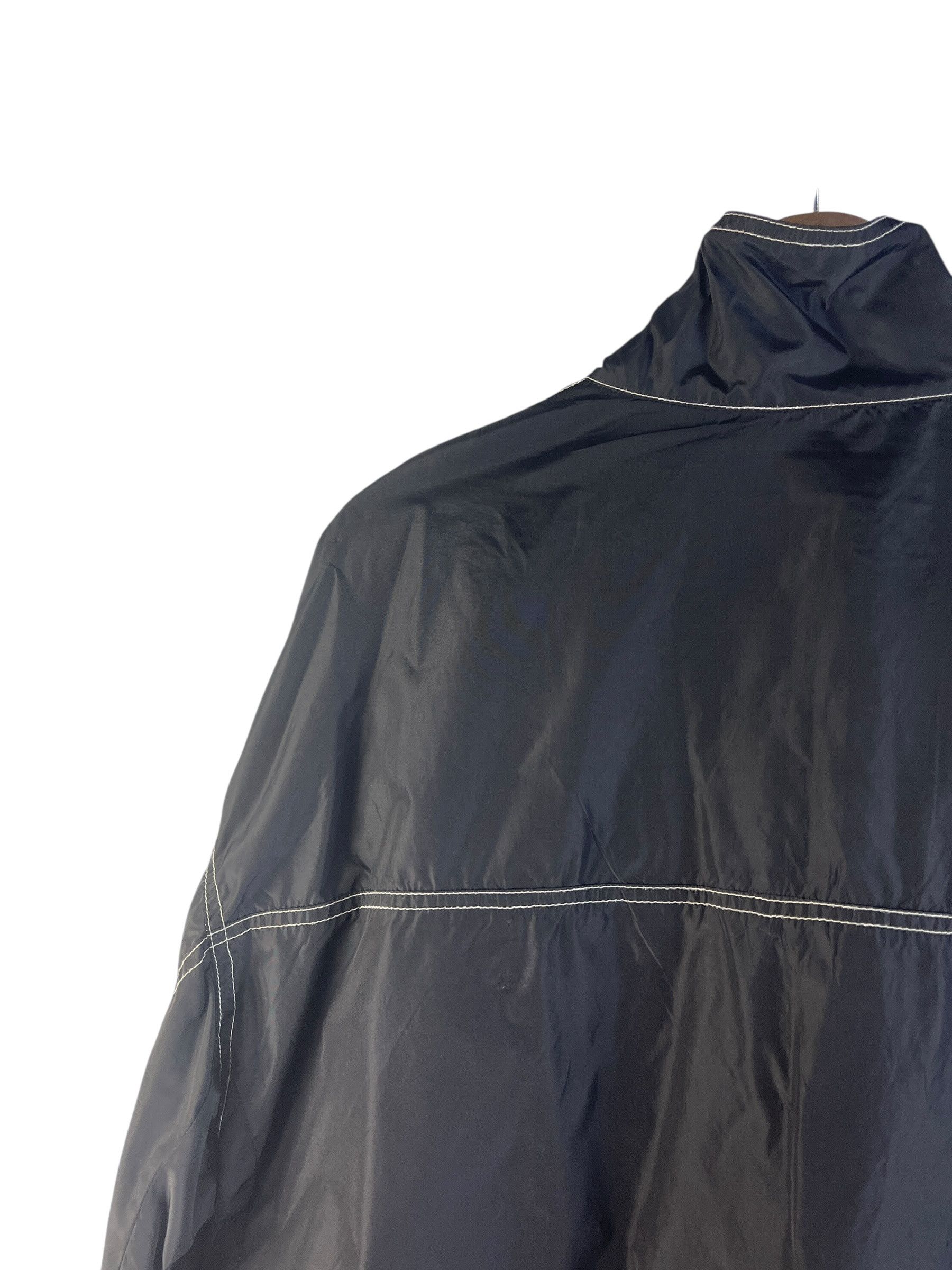 Levi's Vintage Levi’s Y2K Pullover Windbreaker Anorak Jacket Size US L / EU 52-54 / 3 - 10 Thumbnail