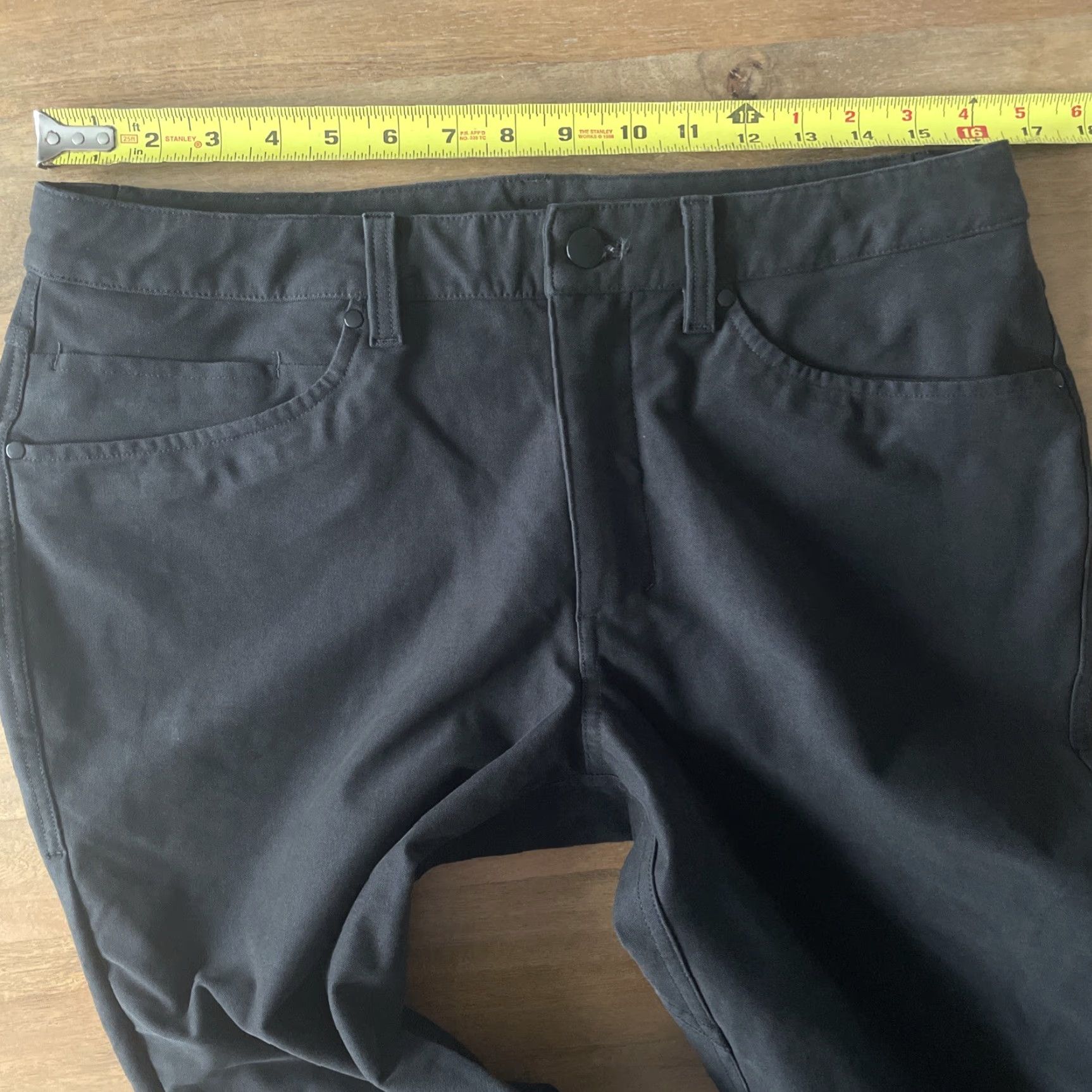 Lululemon Lululemon Slim Fit Pants Mens 32x31 Black Cotton VersaTwill Chino Trouser Shirt Pants Size US 32 / EU 48 - 4 Thumbnail