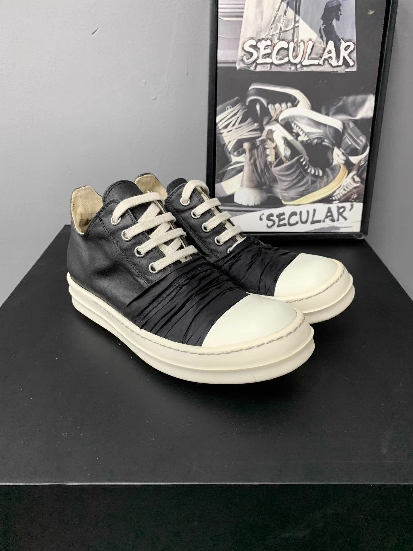 Rick Owens Rick Owens DRKSHDW Black Silk Big Converse K34 Size US 5.5 / IT 35.5 - 2 Thumbnail