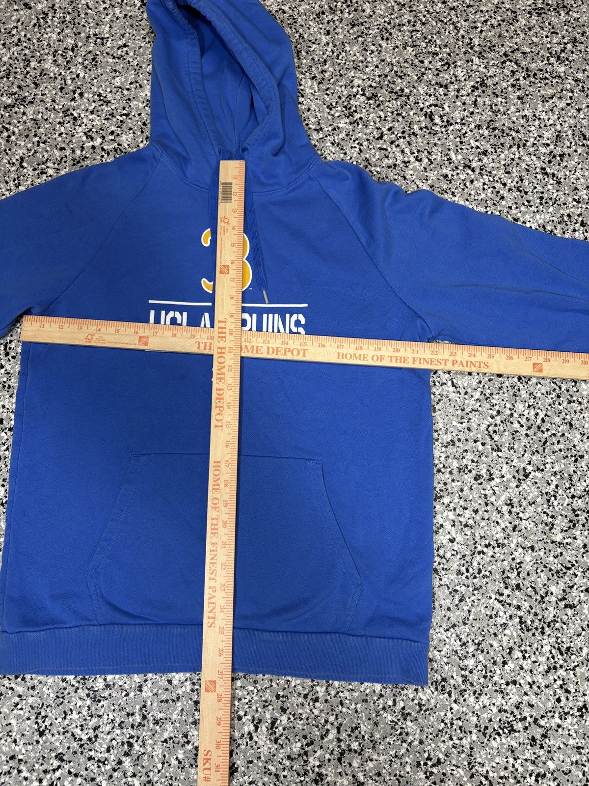 NCAA Vintage 2010s Under Amour UCLA Bruins Hoodie Size XL 0321 Size US XL / EU 56 / 4 - 6 Thumbnail