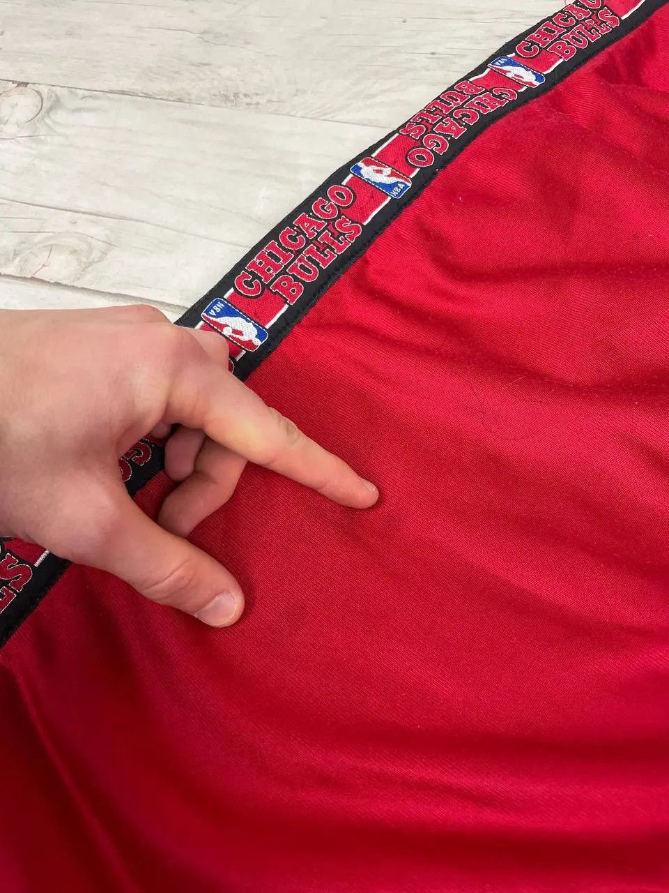 Champion Vintage Champion Chicago Bulls Basketball 90s Track Pants Size US 32 / EU 48 - 8 Thumbnail