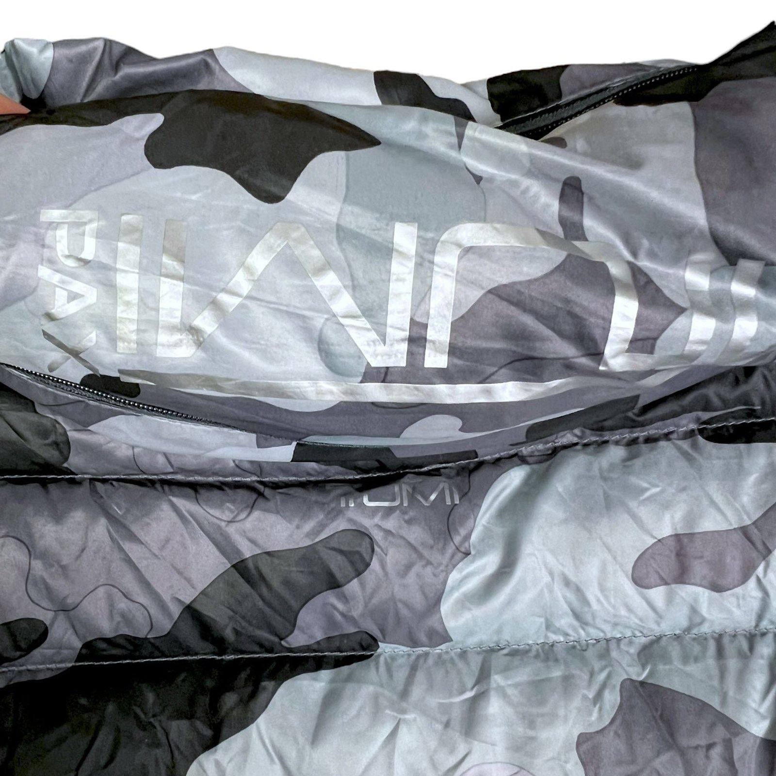 Tumi Tumi Tumipax Reversible Down Jacket Gray / Camo -$295 Retail Size US S / EU 44-46 / 1 - 5 Thumbnail