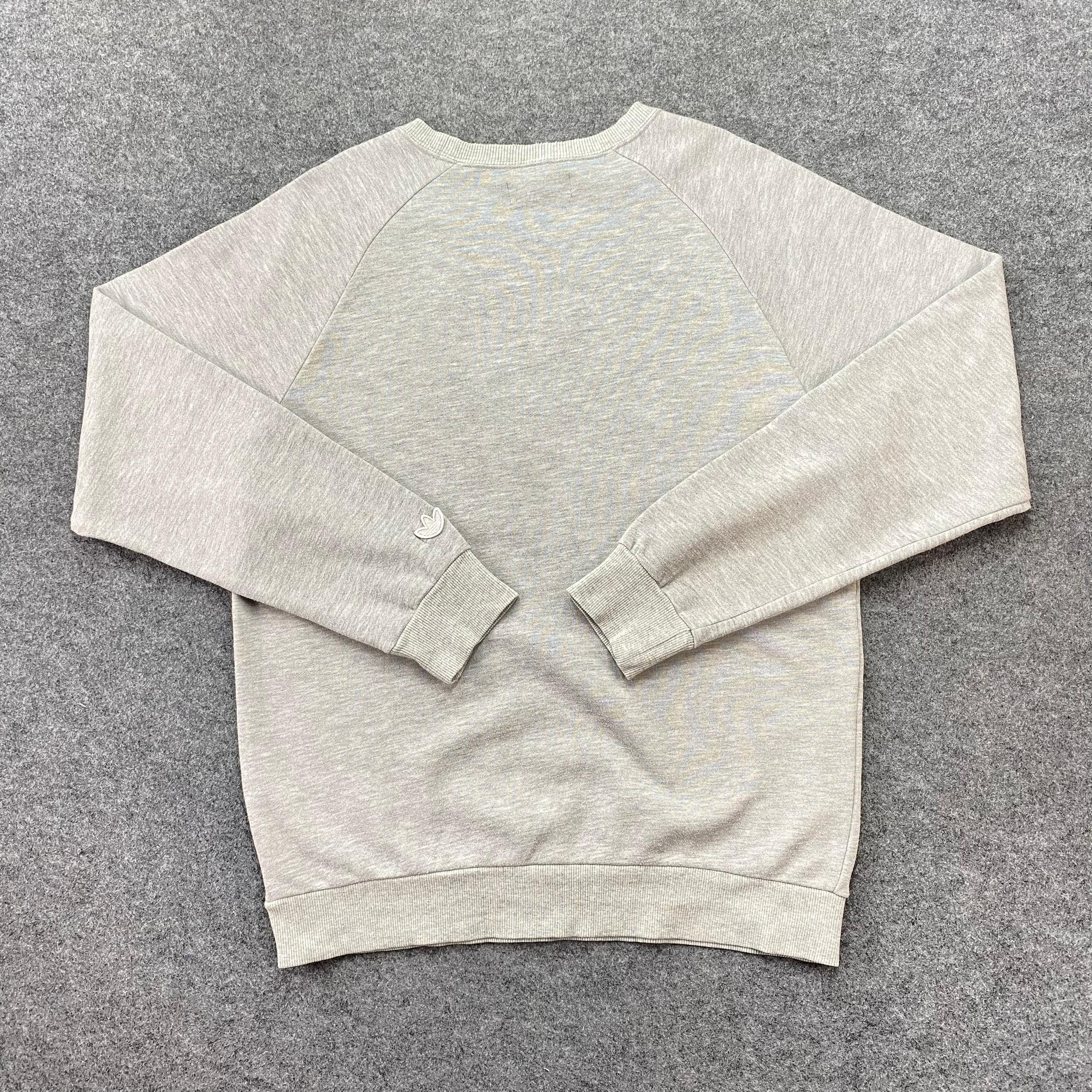 Adidas Vintage Adidas Bear Sweatshirt Size US L / EU 52-54 / 3 - 2 Thumbnail