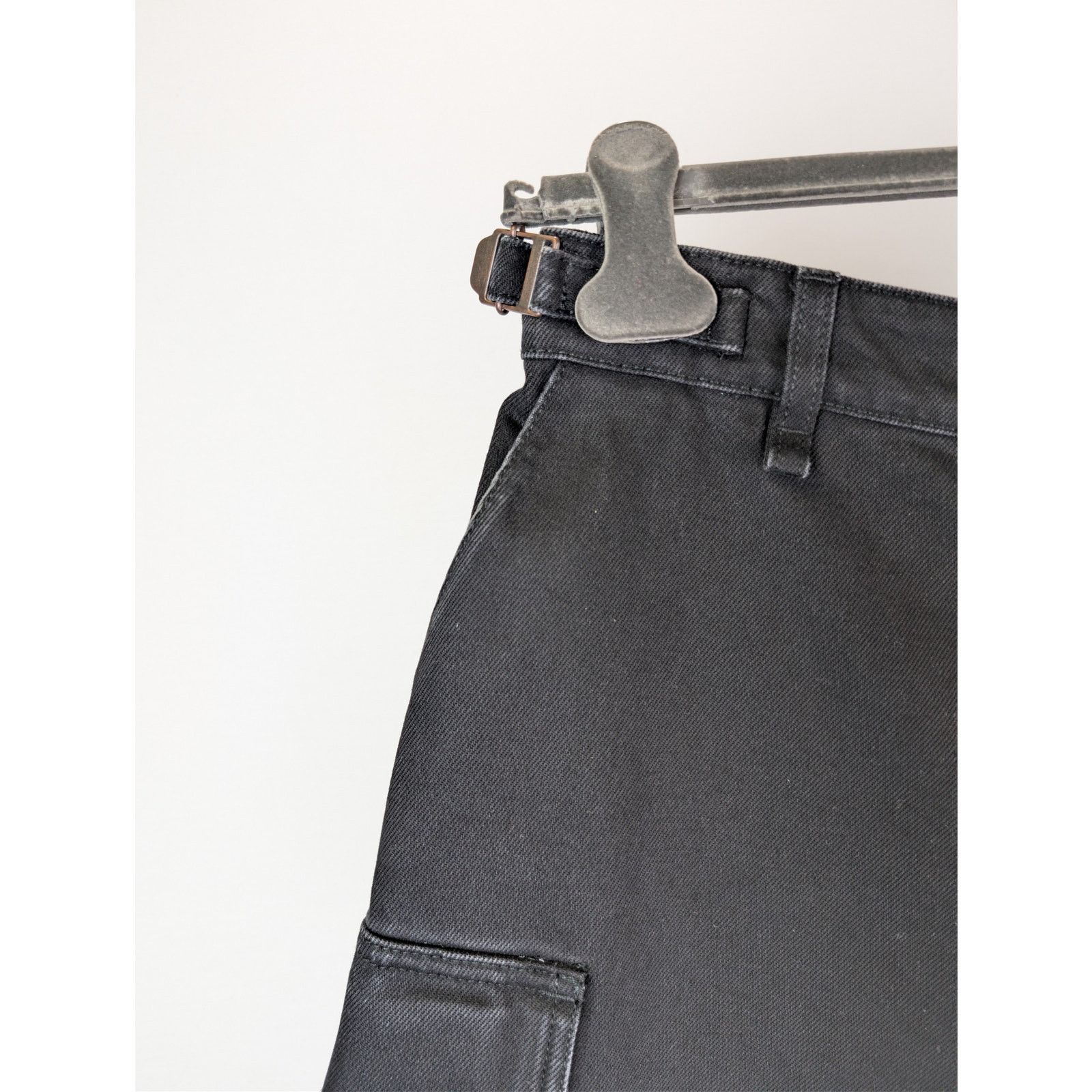 Vetements o1rshd1 Cargo Shorts in Black Size US 30 / EU 46 - 6 Thumbnail