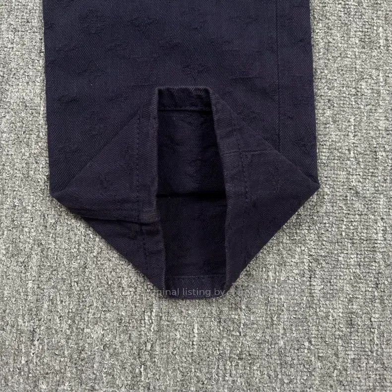 Louis Vuitton Louis Vuitton Dark blue denim full print jeans Size US 32 / EU 48 - 3 Thumbnail