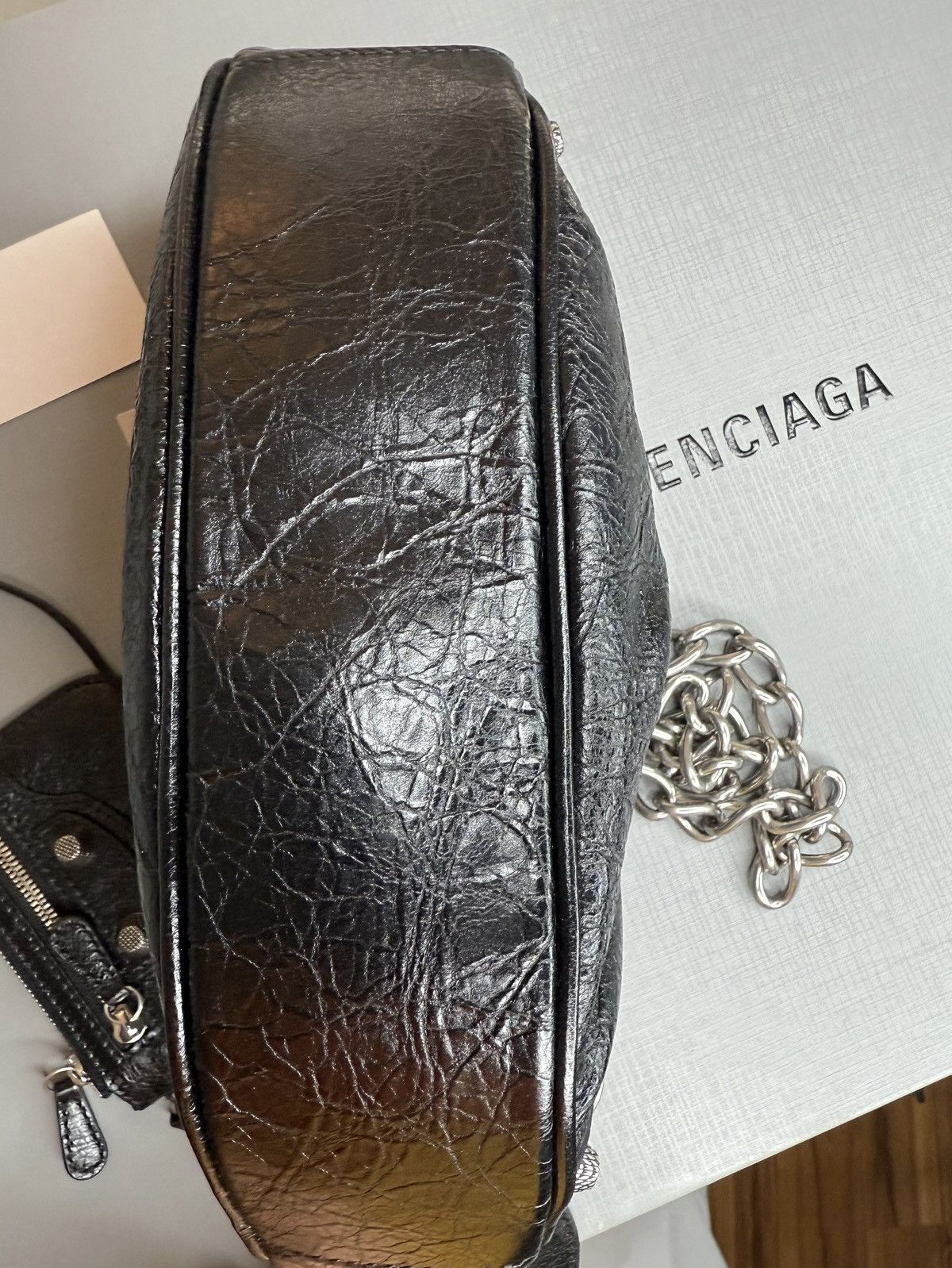 Balenciaga BALENCIAGA Le Cagole XS Shoulder Bag with Chain in Black! Size ONE SIZE - 8 Thumbnail