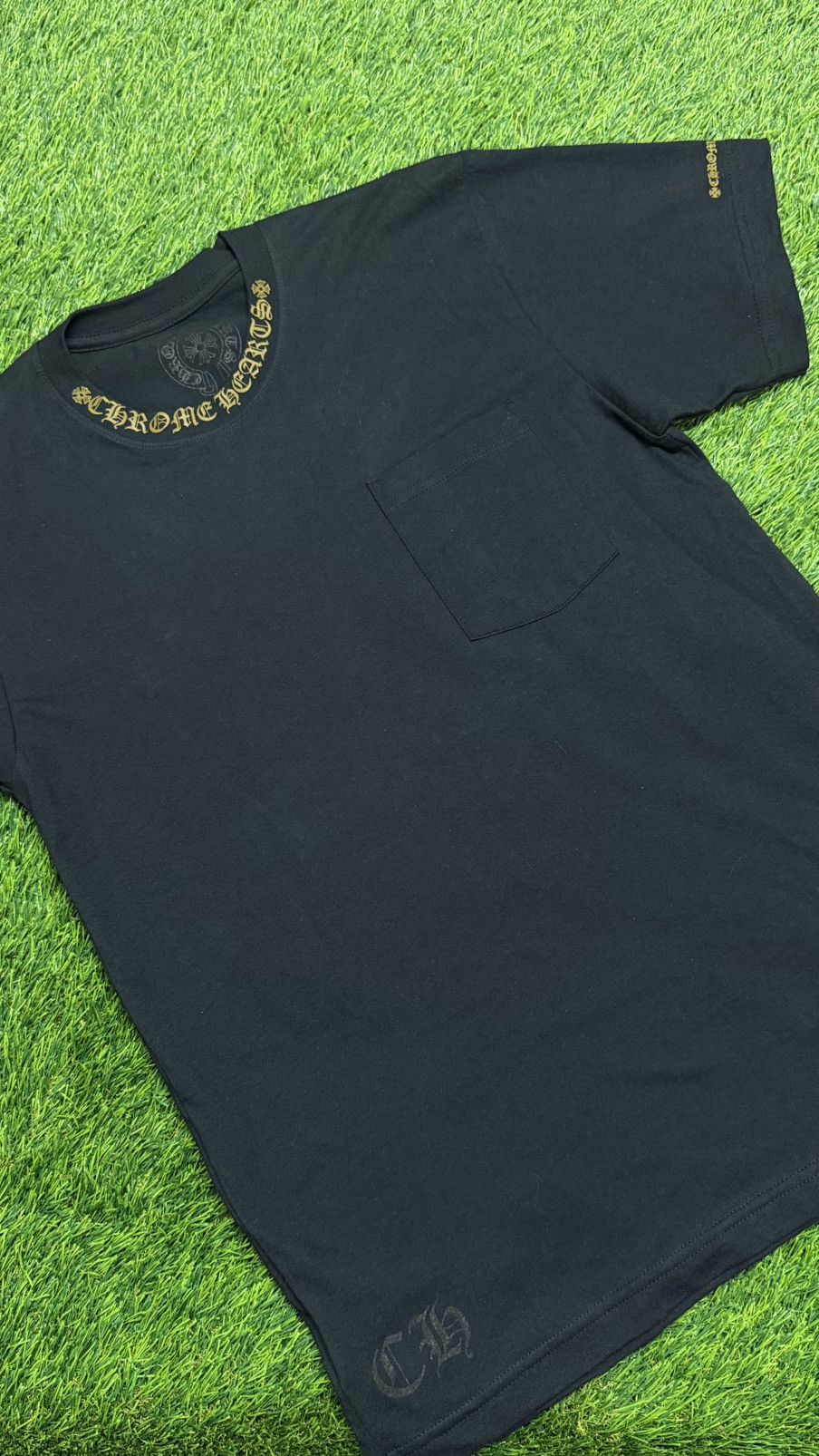 Chrome Hearts Chrome Hearts Gold Script Neck Pocket T-Shirt Size M Size US M / EU 48-50 / 2 - 1 Thumbnail
